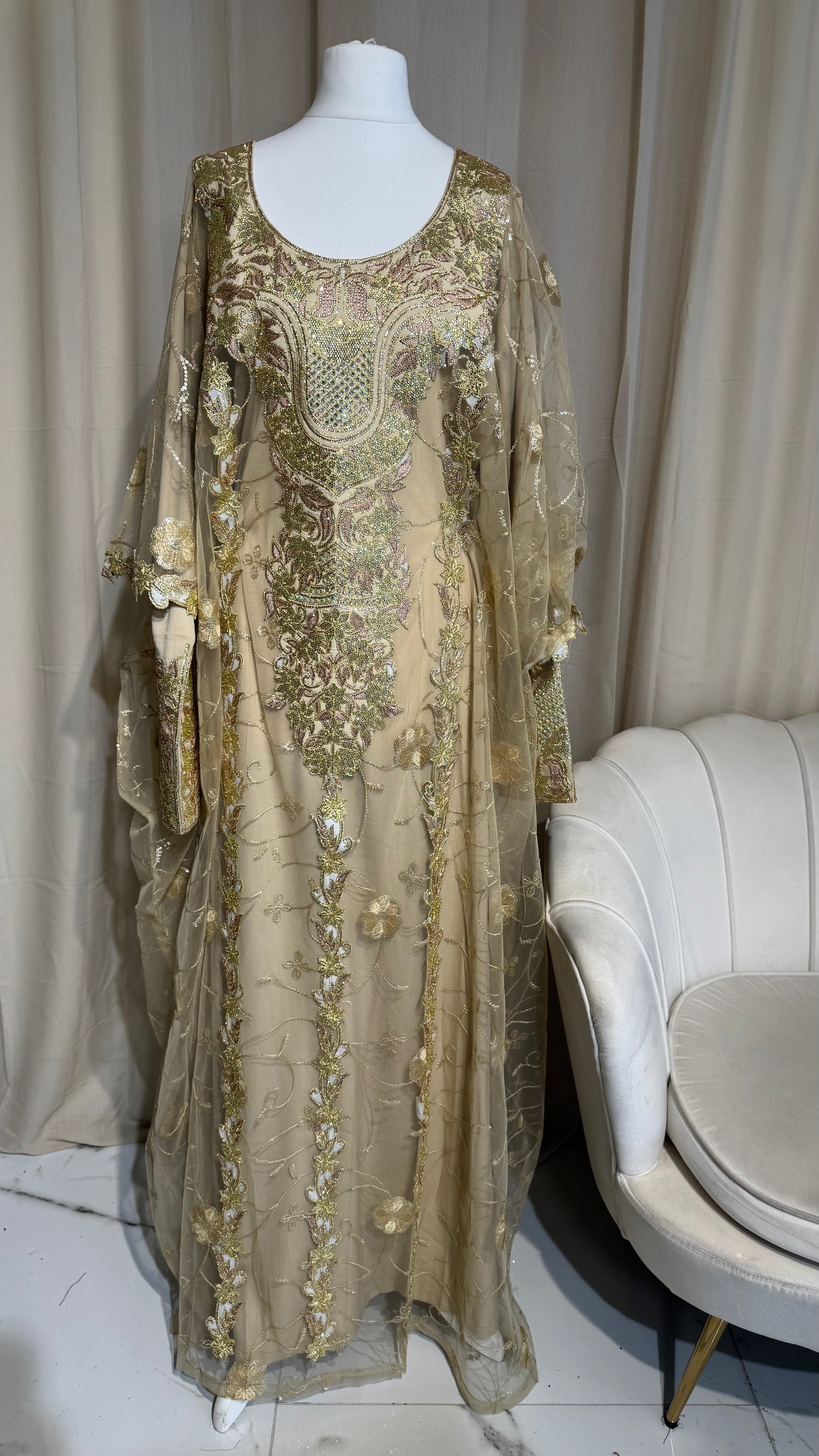 VIP Nude & Gold Emirati Thobe