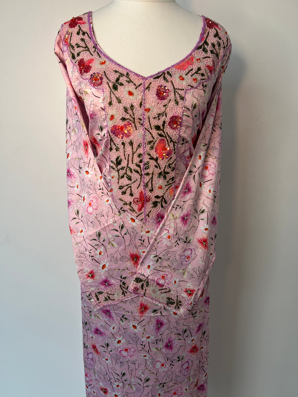 Beaded Makhawer