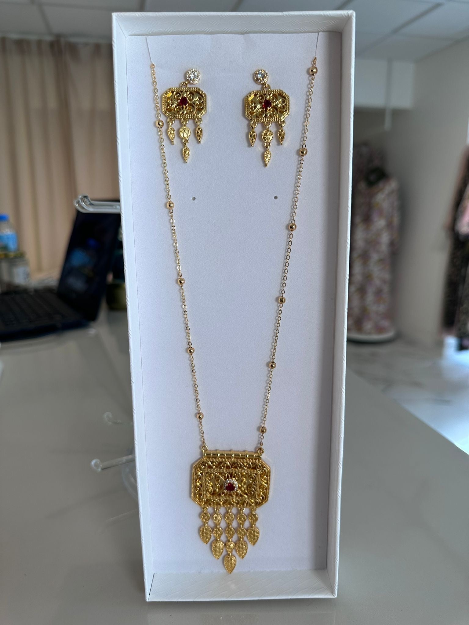 Gold Emirati Necklace Set
