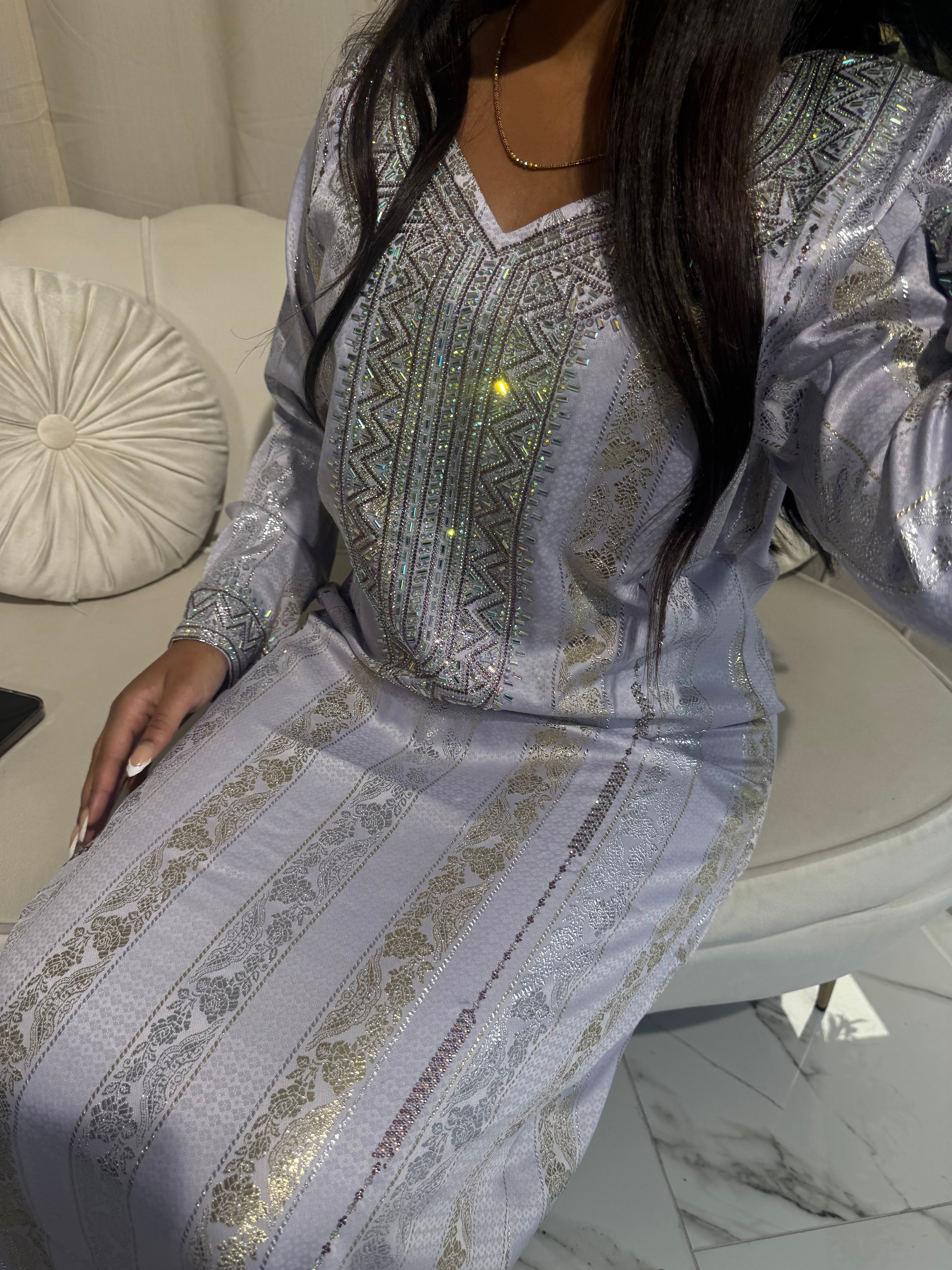 Traditional Lilac Makhawer