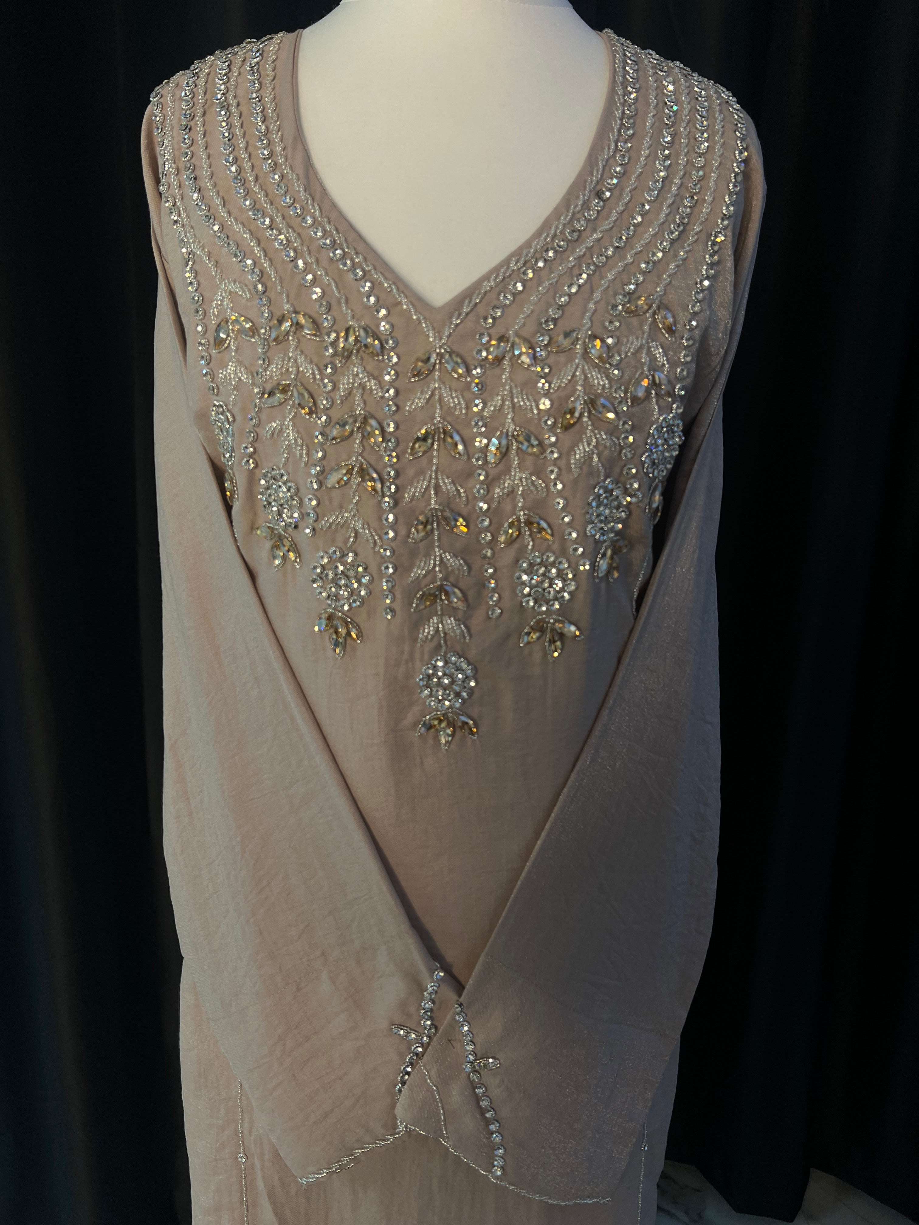 Light Brown Shimmer Makhawer Size (54)