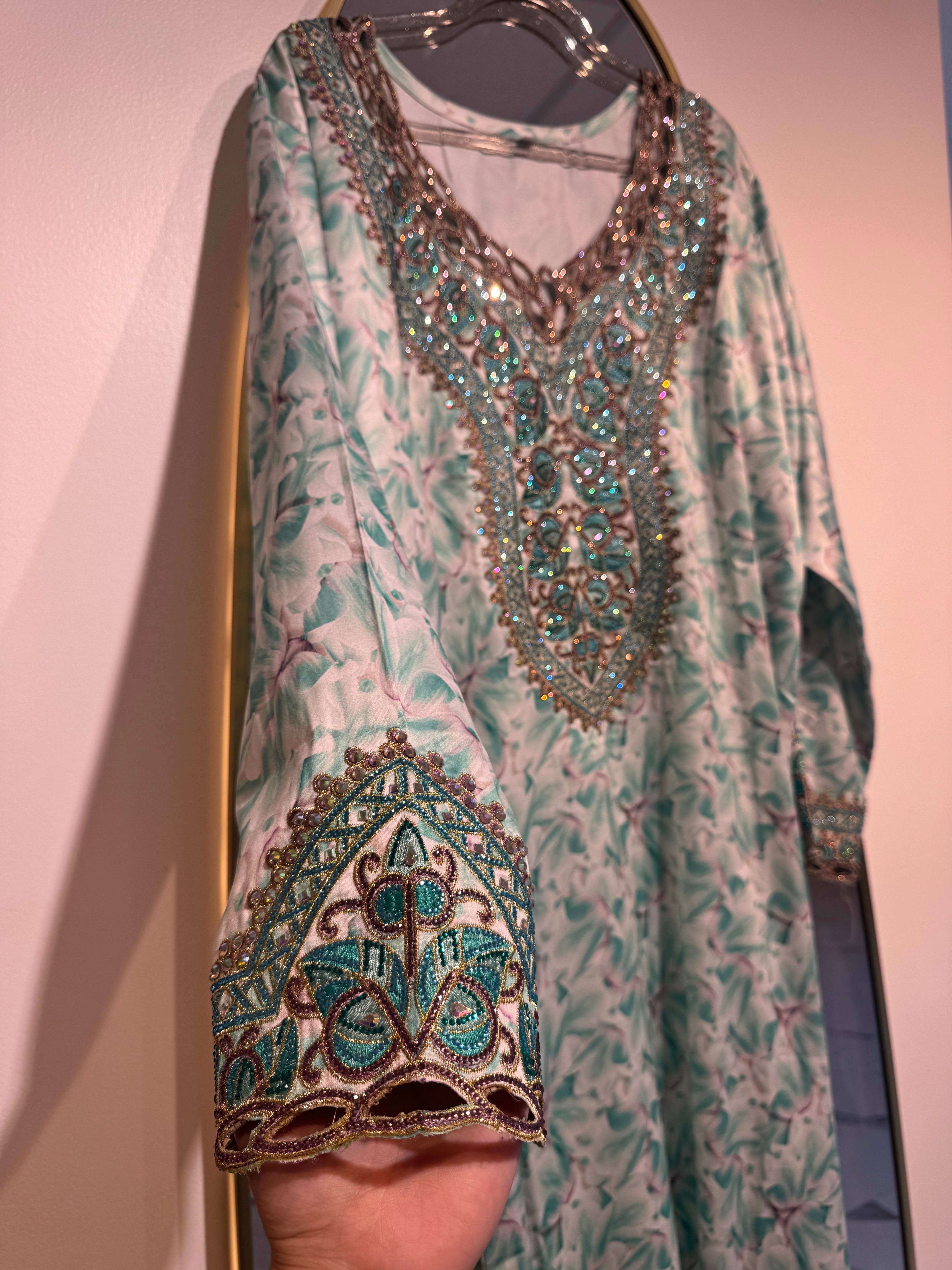 Cyan Makhawer With Sheila