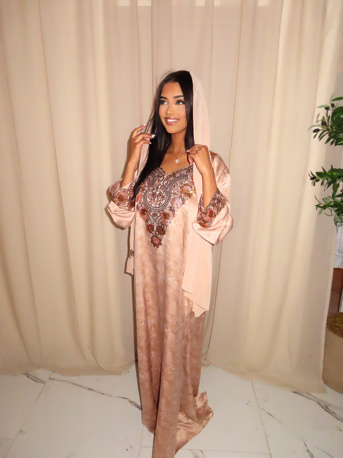 Golden Beige Makhawer & Sheila