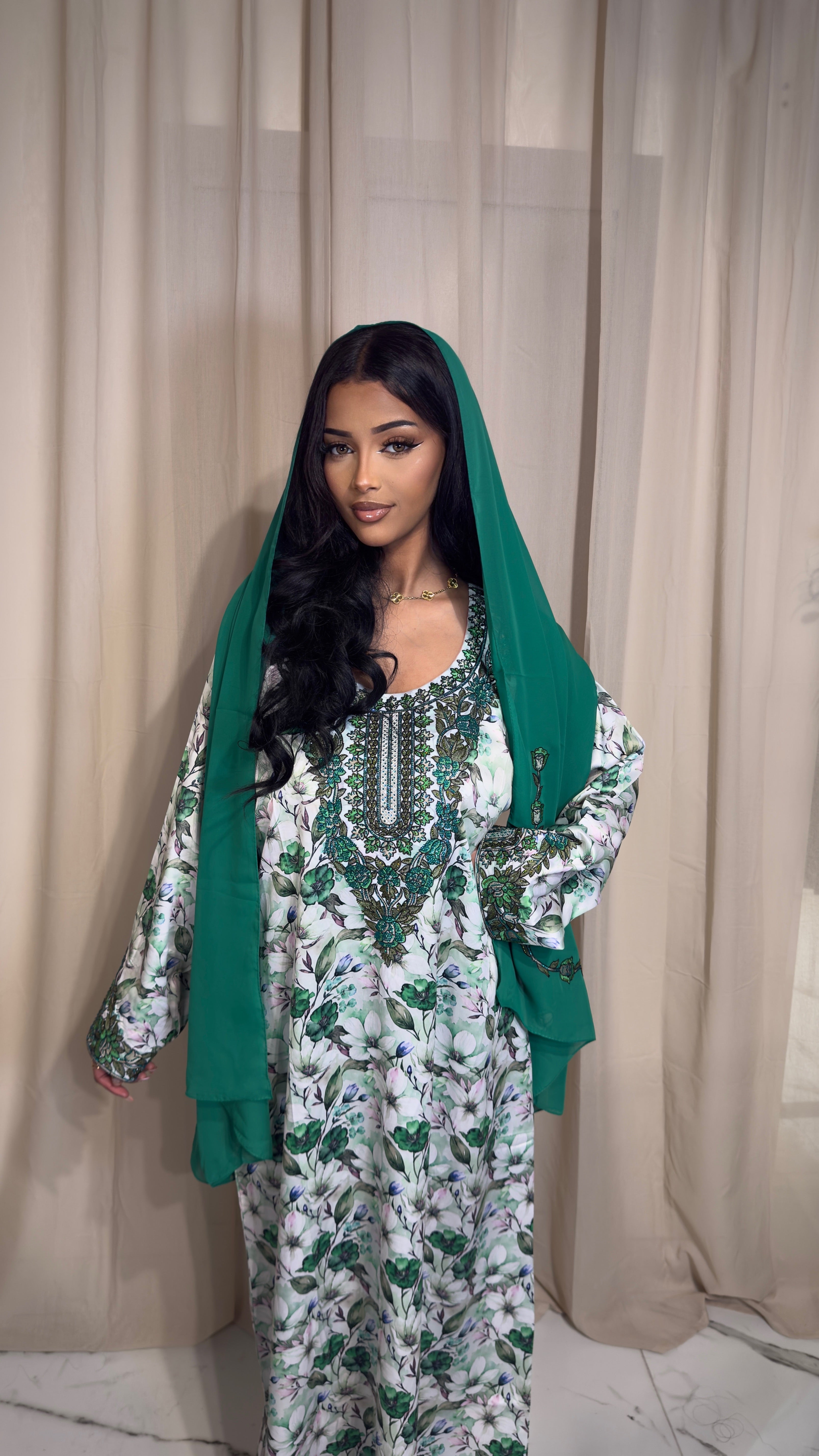 Green Botanical Makhawer& Sheila
