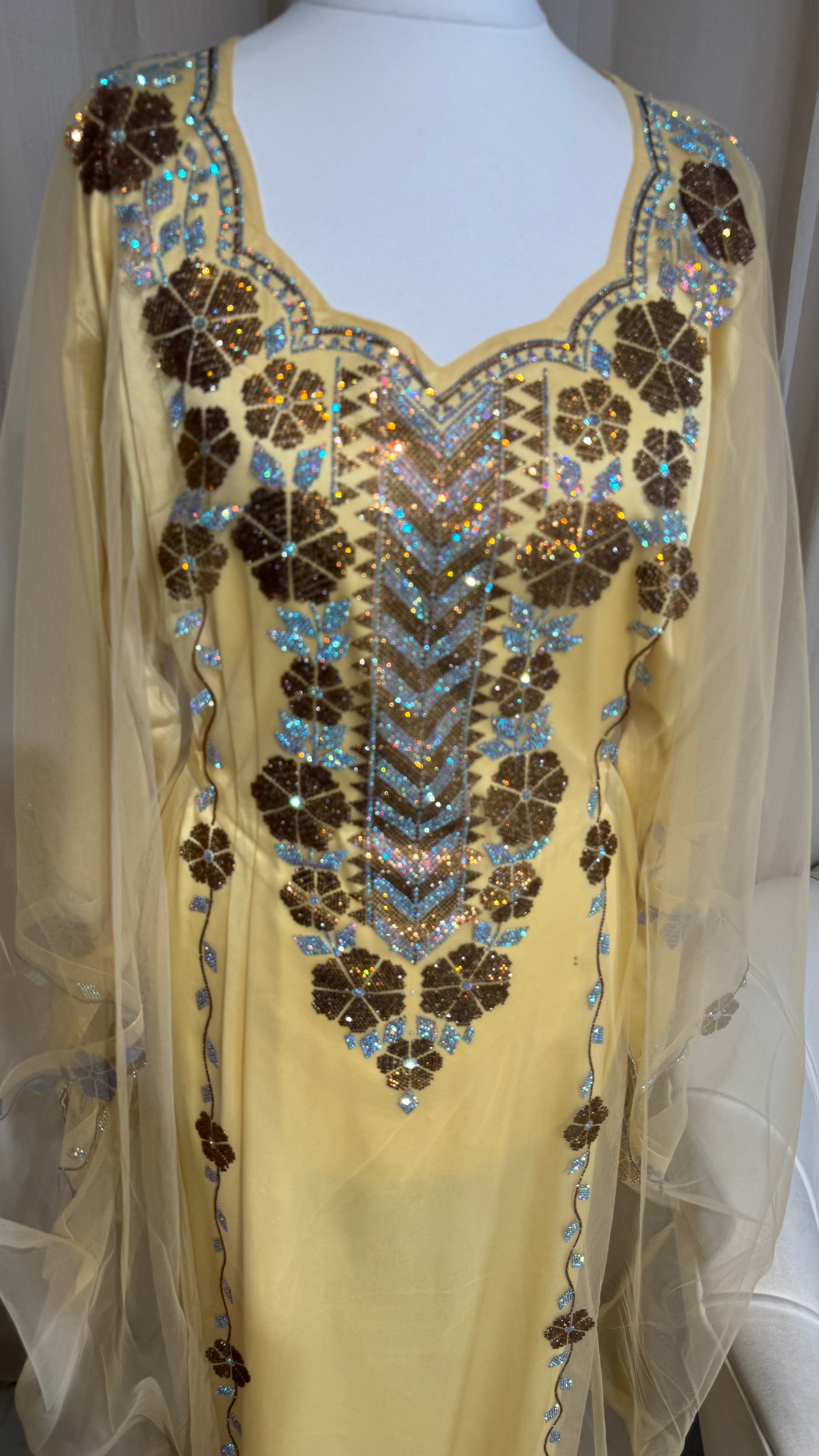 Yellow/Gold Emirati Thobe