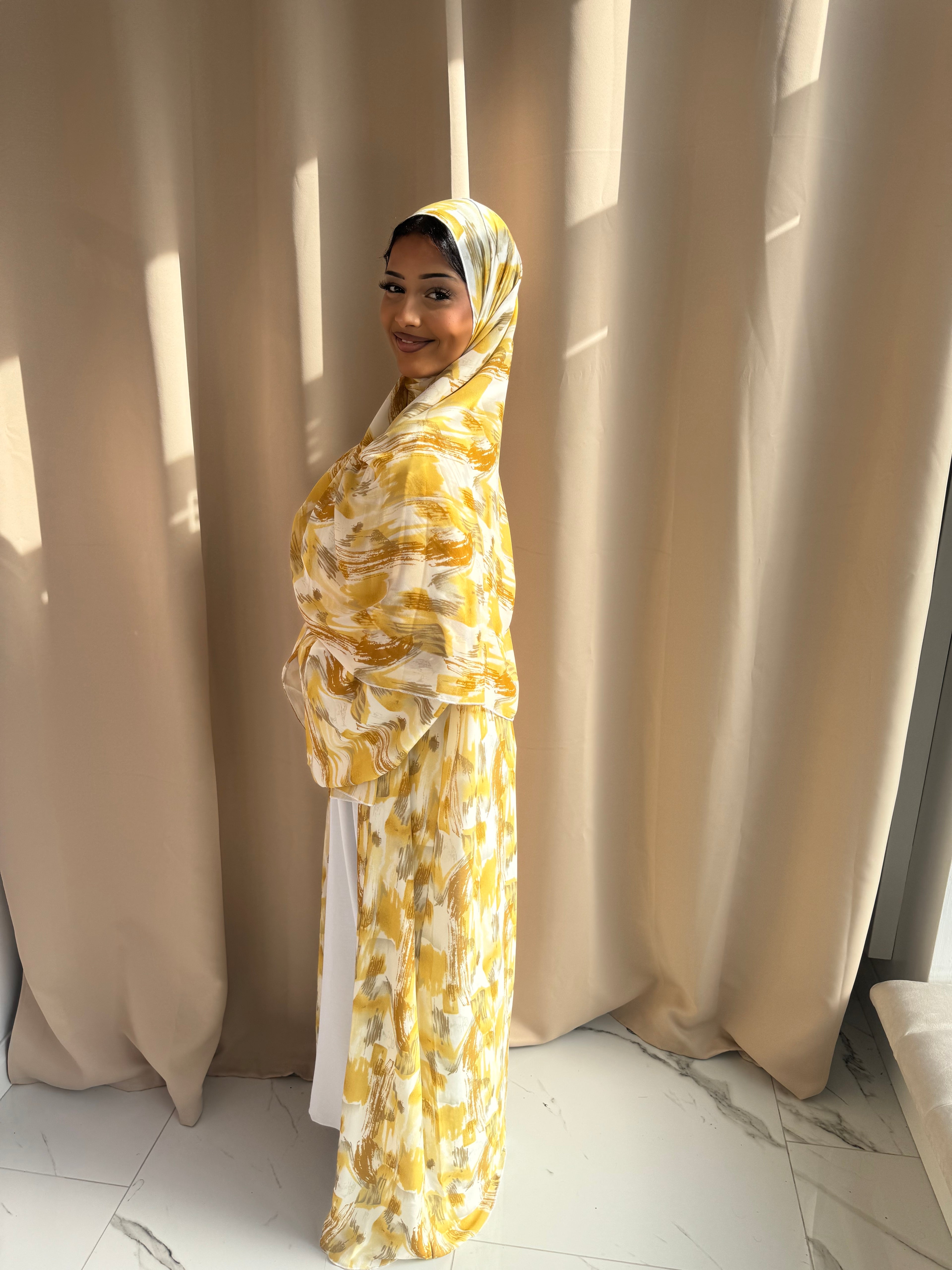 Sunstone Chiffon Abaya