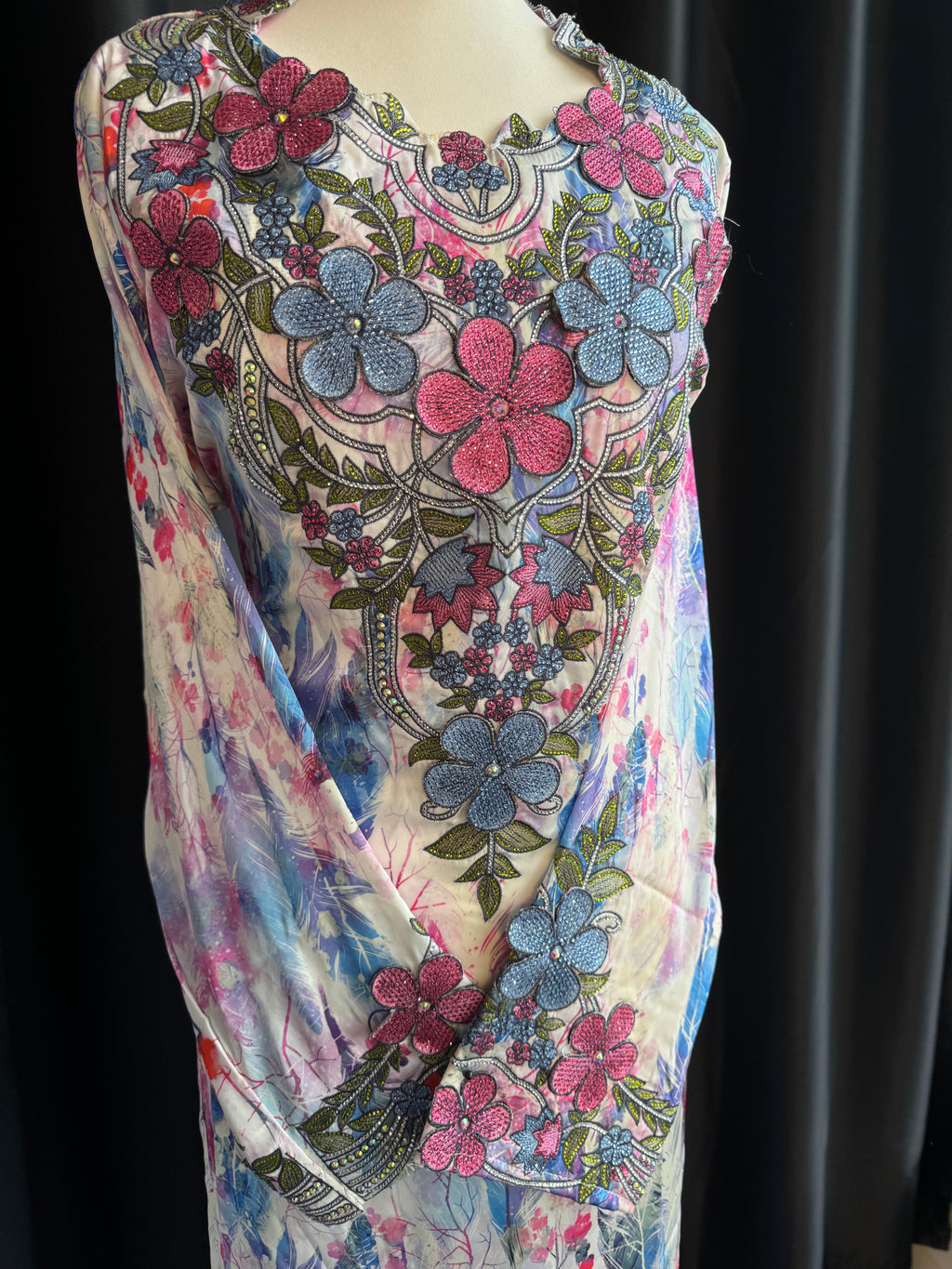 Premium silk makhawer