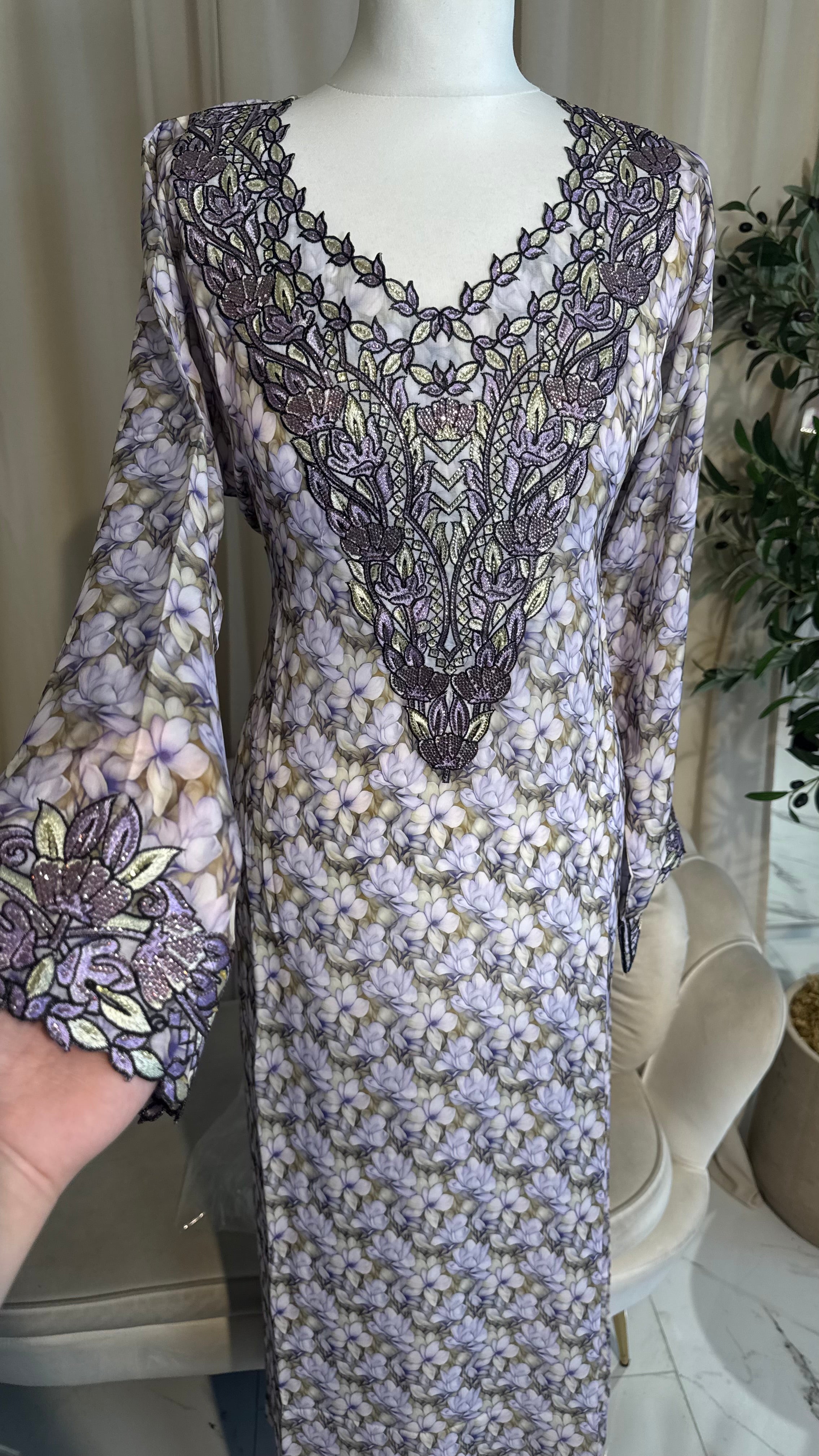 Lavender Blossom Makhawer & Sheila