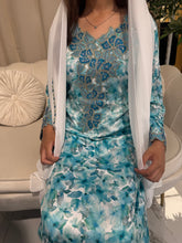 Load image into Gallery viewer, Turquioise flower Makhawer &amp; Sheila
