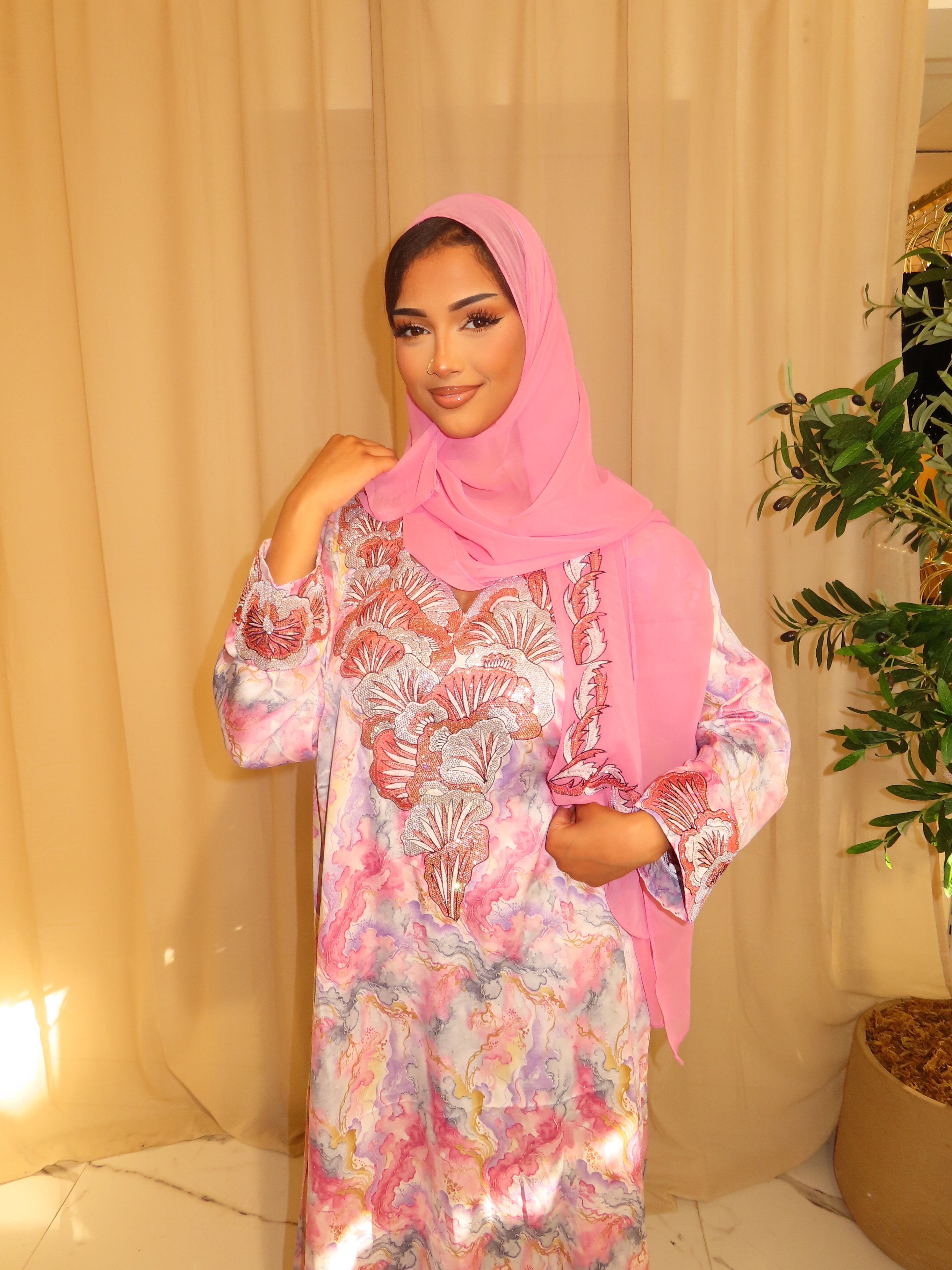 Pink Bloom Makhawer & Sheila