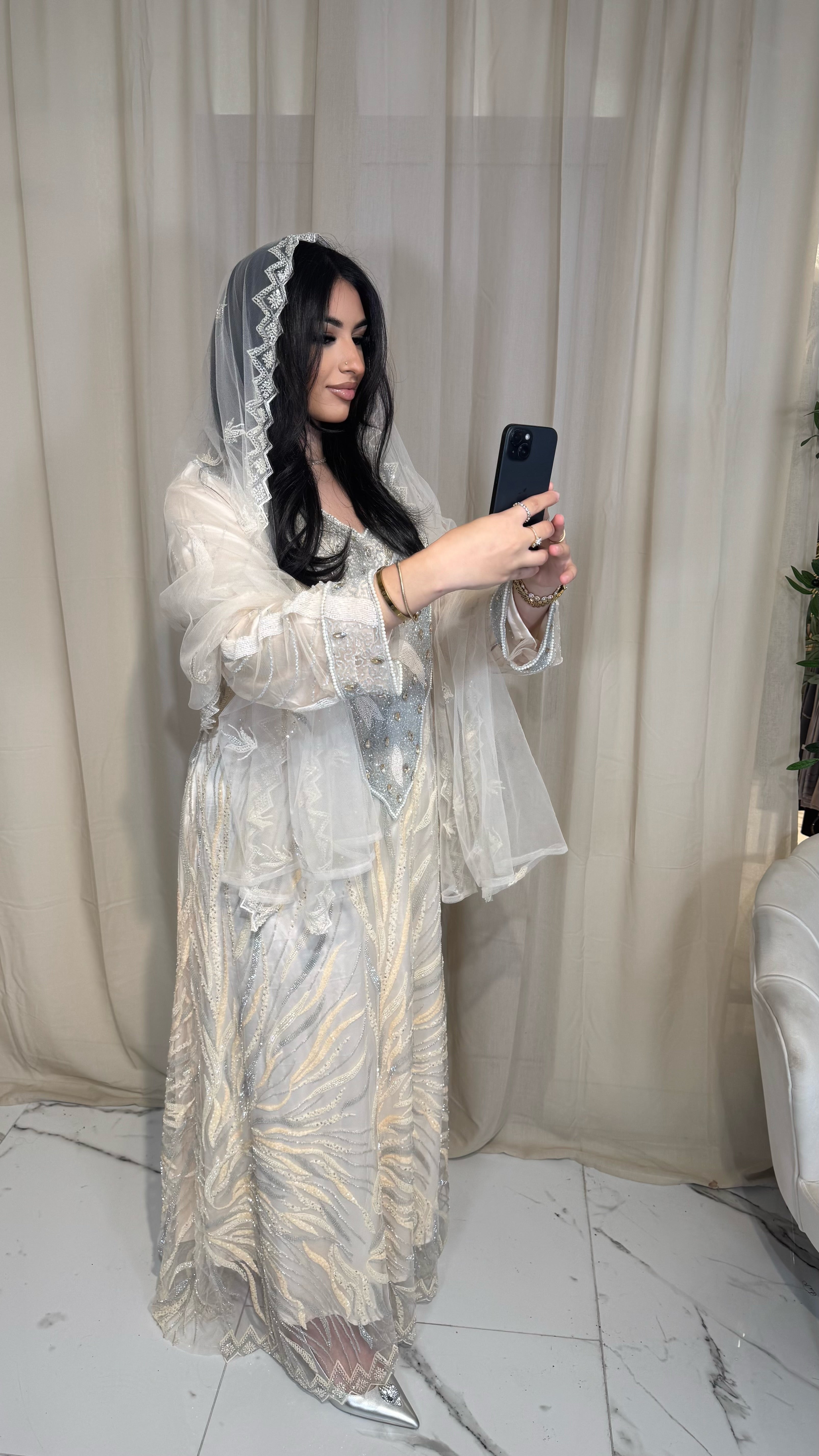 VIP Exclusive Beige Heavy Handwork Emirati Thobe With Veil