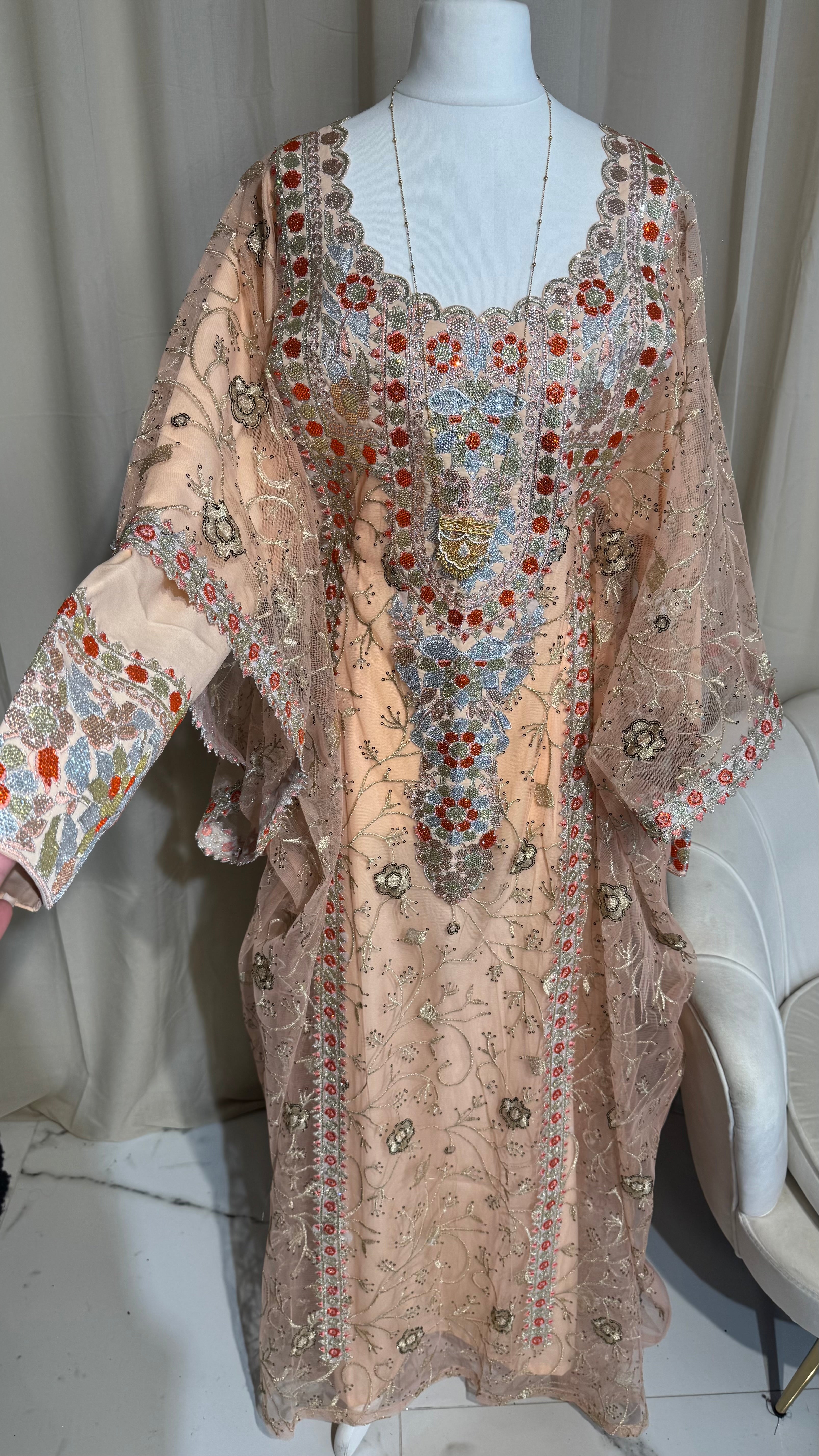VIP Peach Emirati Thobe With Veil
