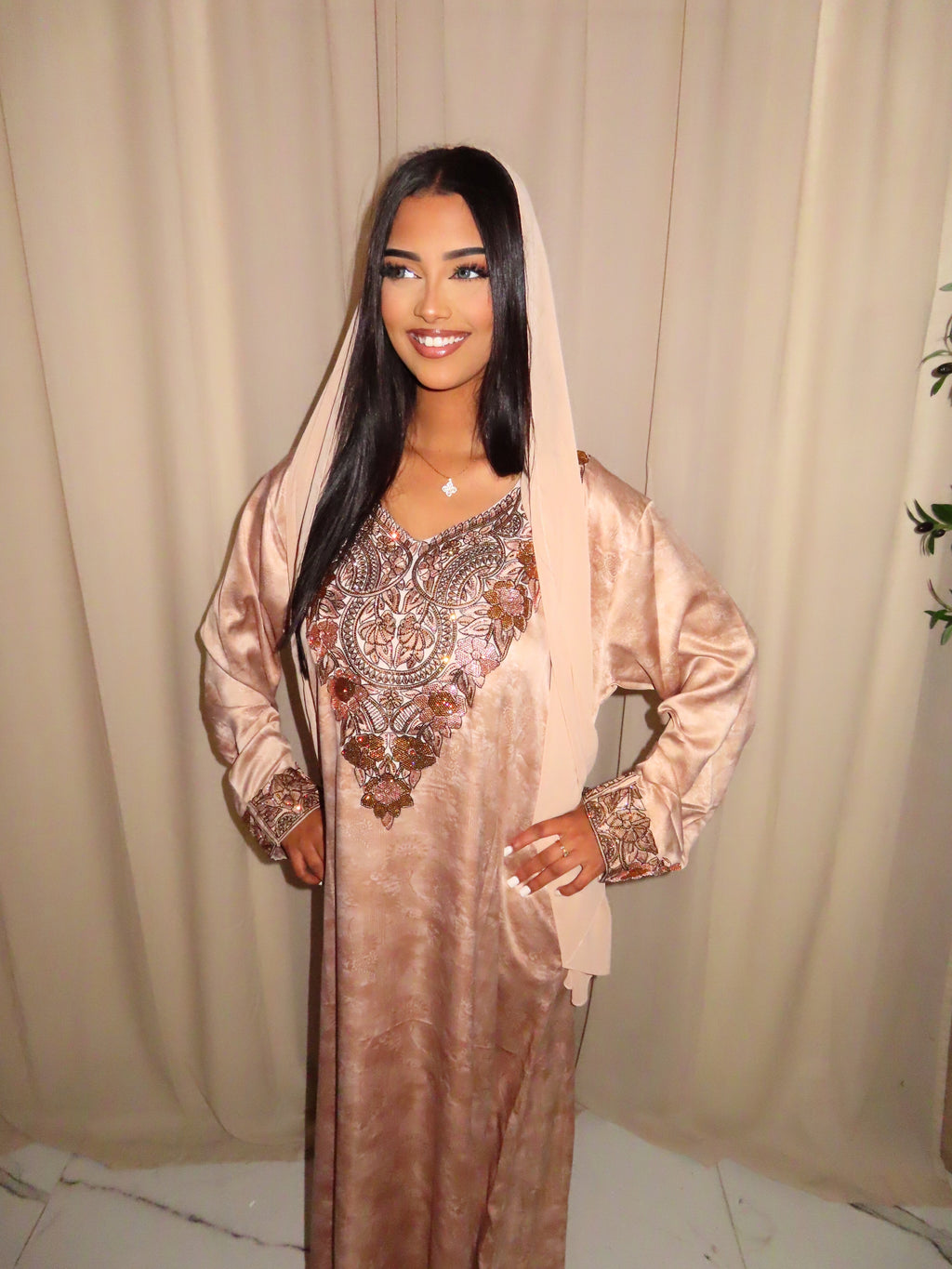 Golden Beige Makhawer & Sheila