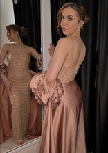 Load image into Gallery viewer, Puff sleeve dress
