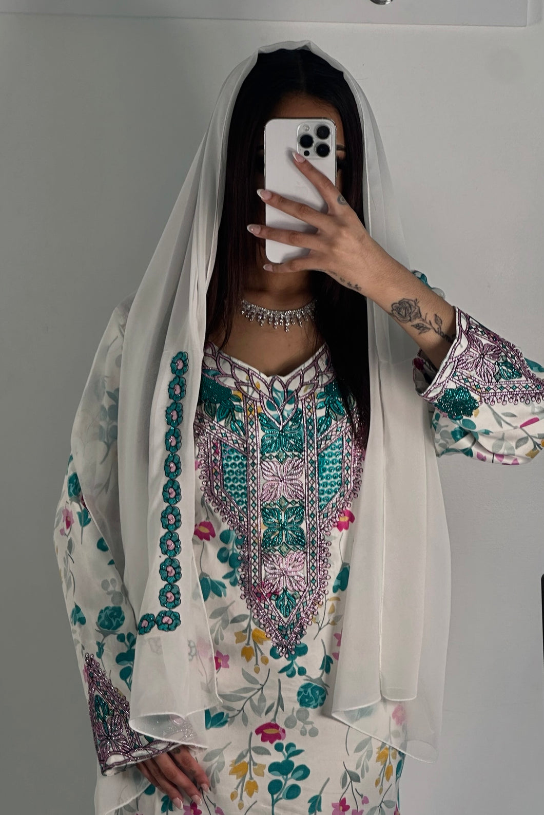 Turquoise/ lilac Makhawer with sheila