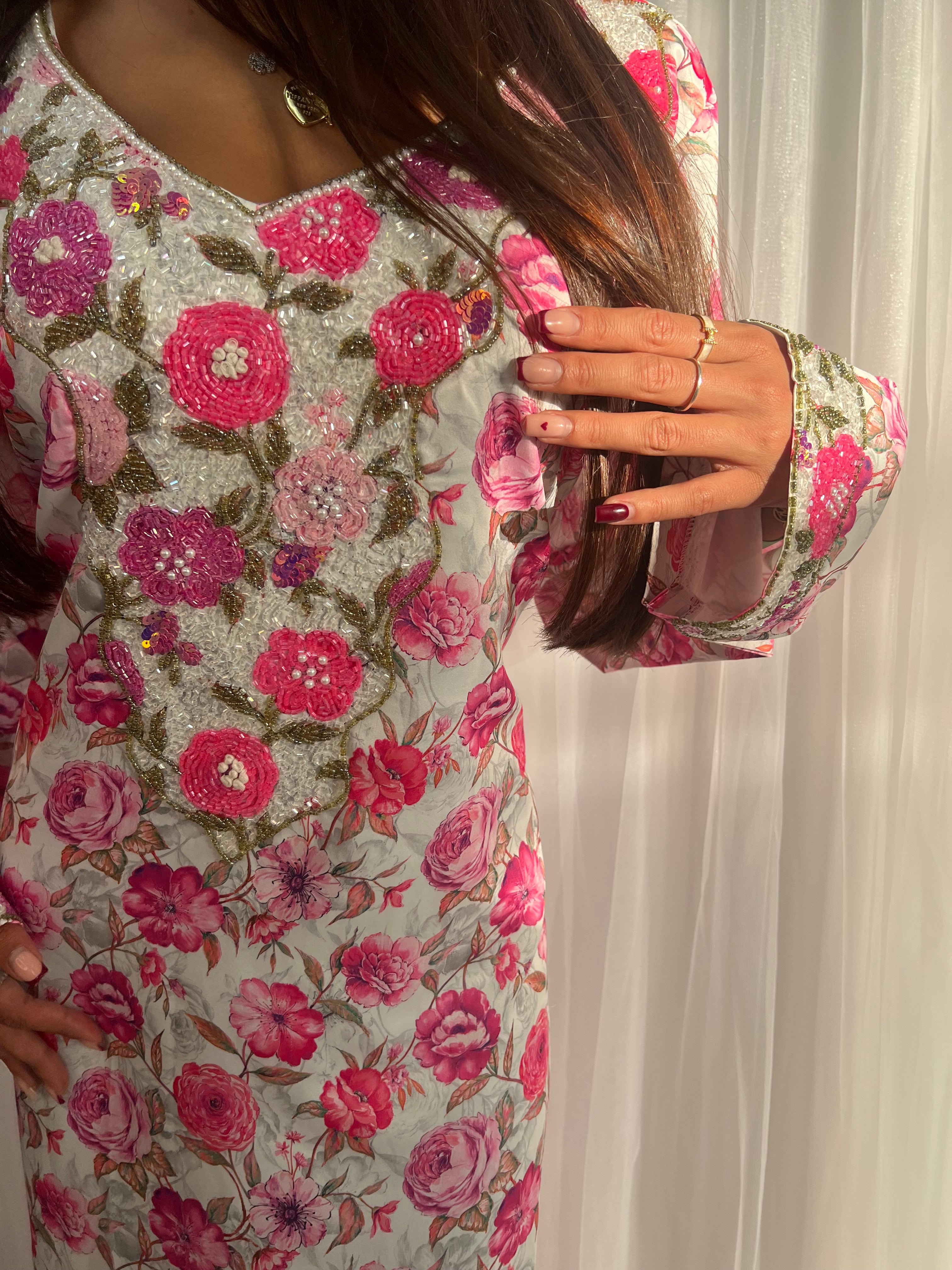 Beaded Makhawer Size (58)