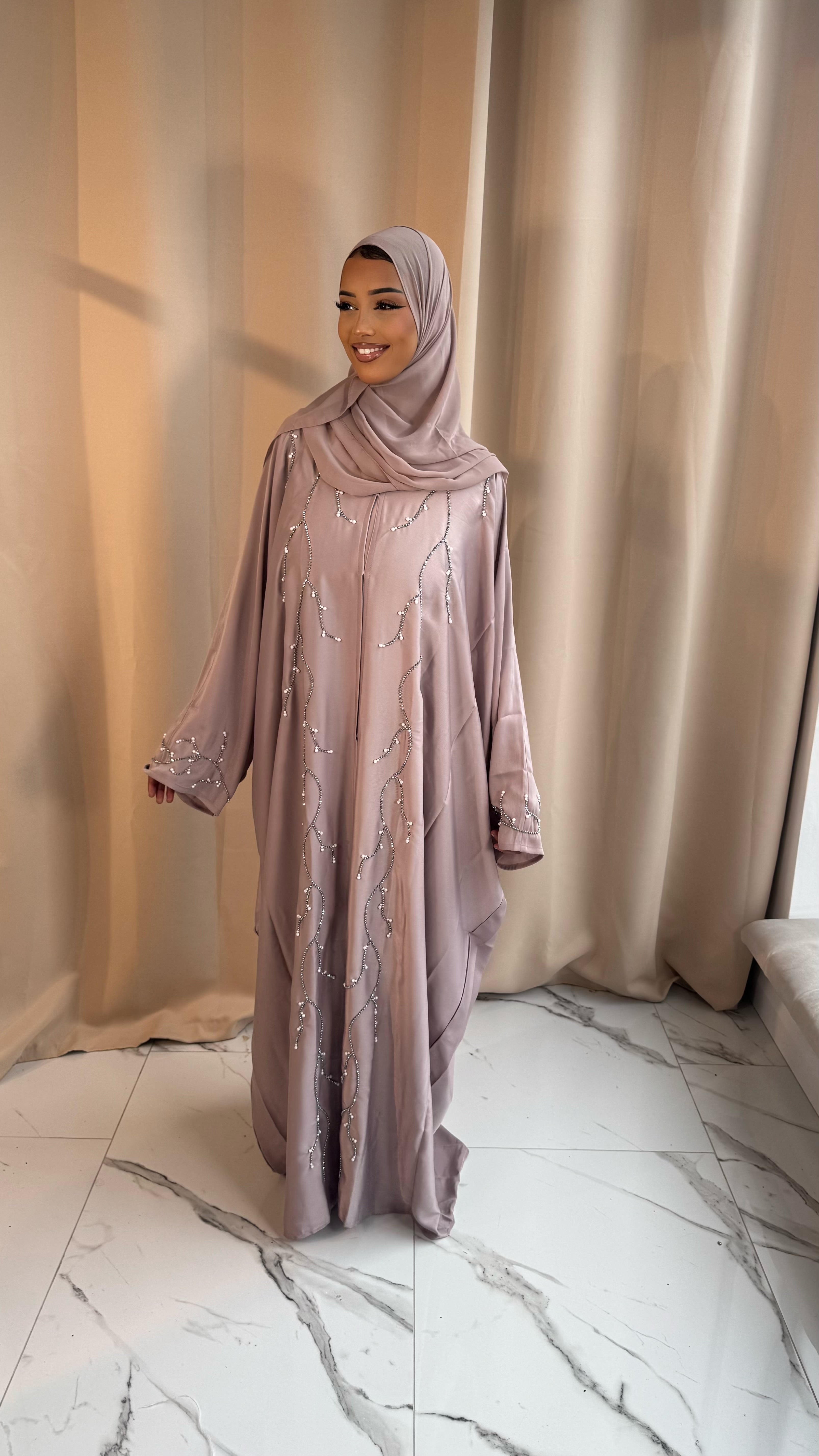 Soft Mauve Batwing Abaya
