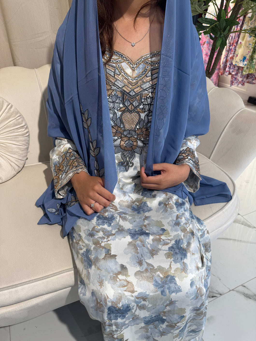 Light blue Makhawer & Sheila