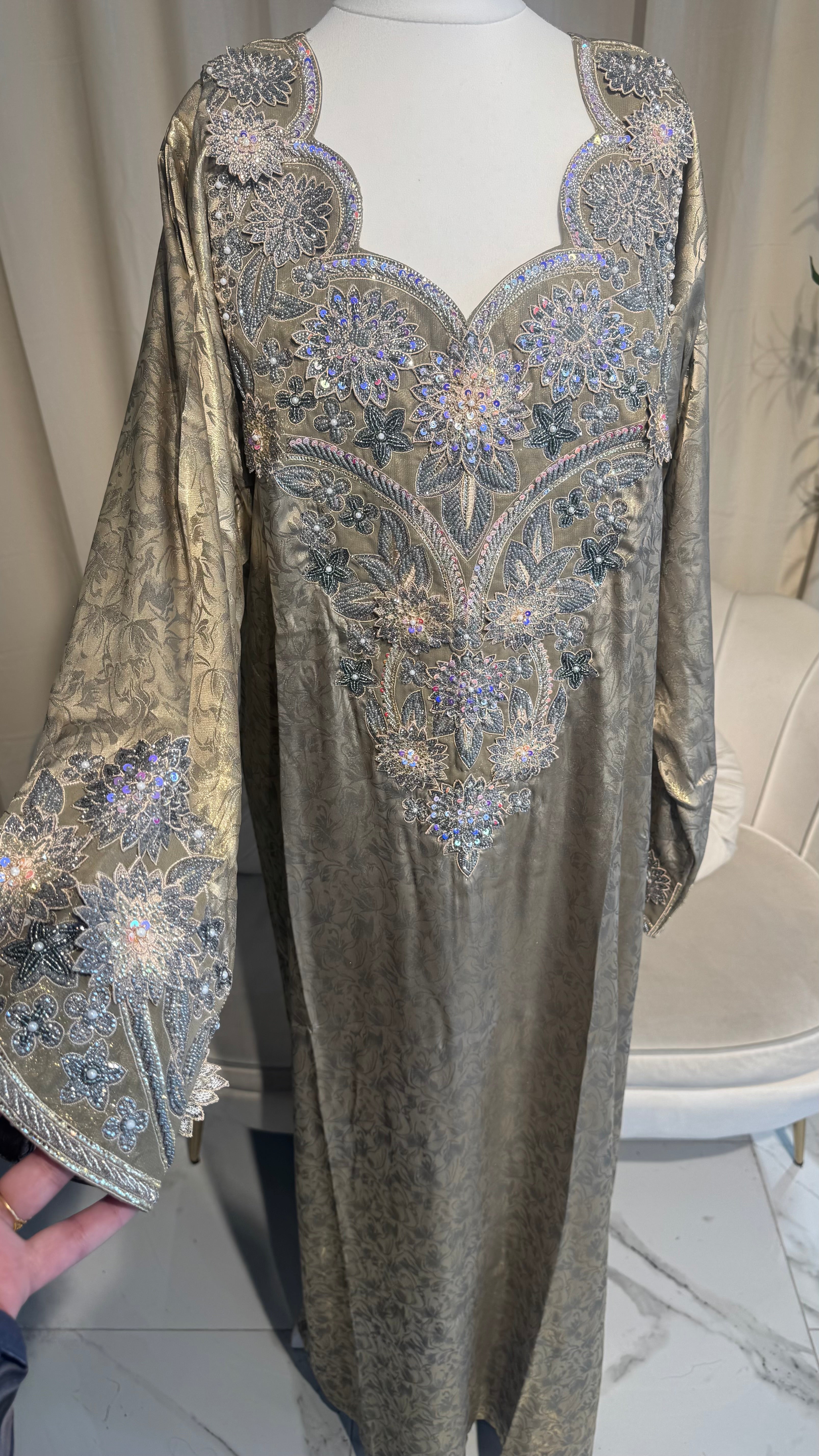 *VIP* Gold Handwork Makhawer
