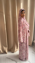 Load image into Gallery viewer, Blossom Chiffon Abaya
