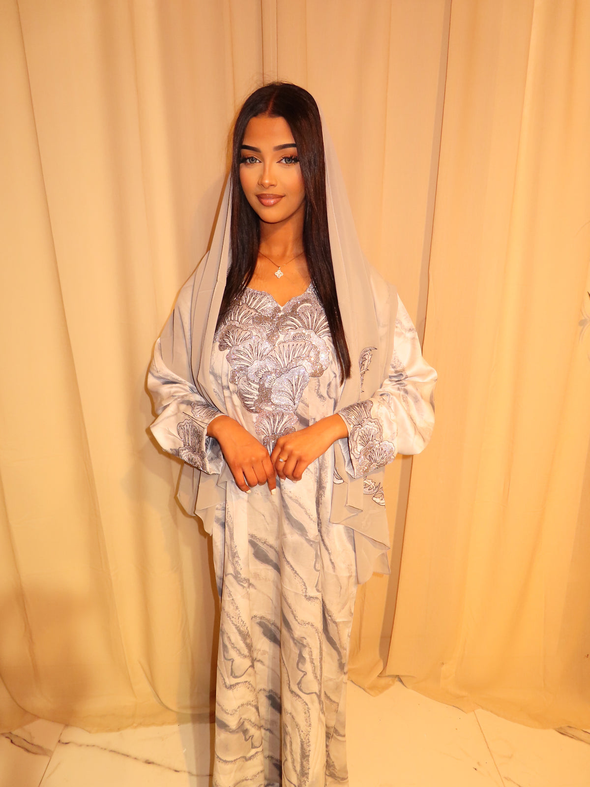 Silver Waves Makhawer & Sheila