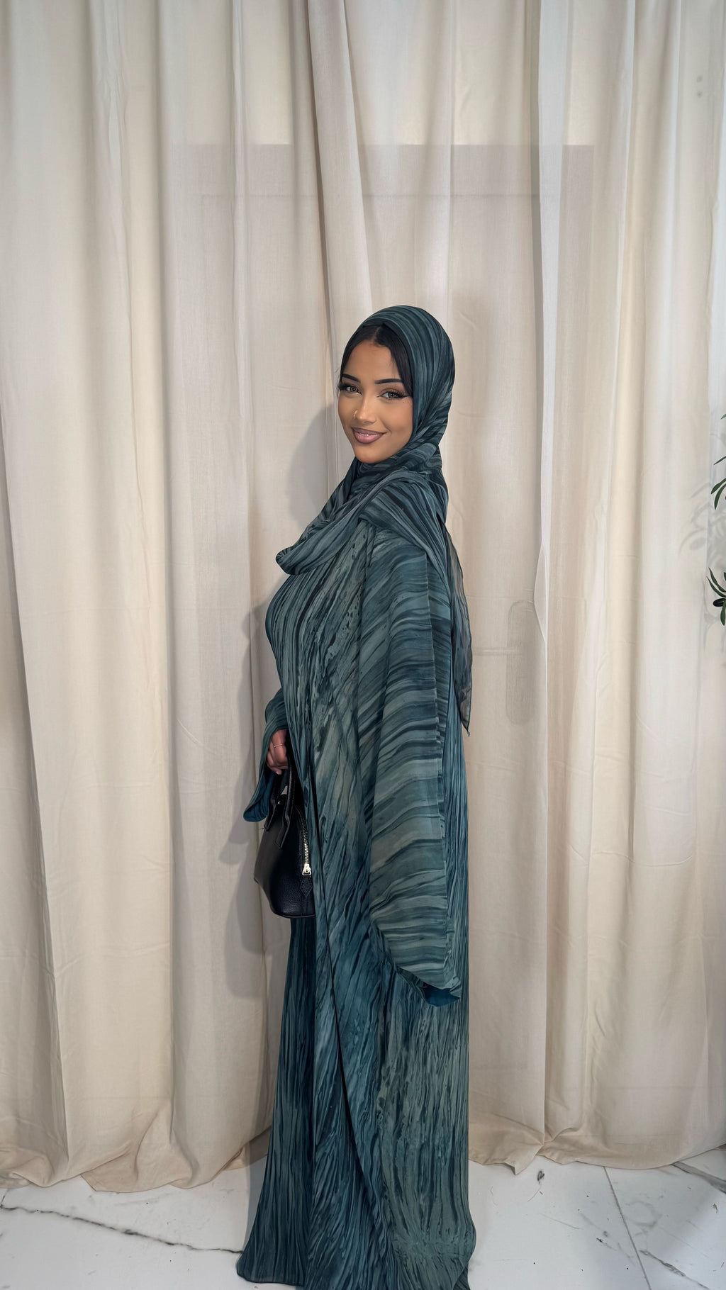 Emerald Green Chiffon Abaya & Hijab