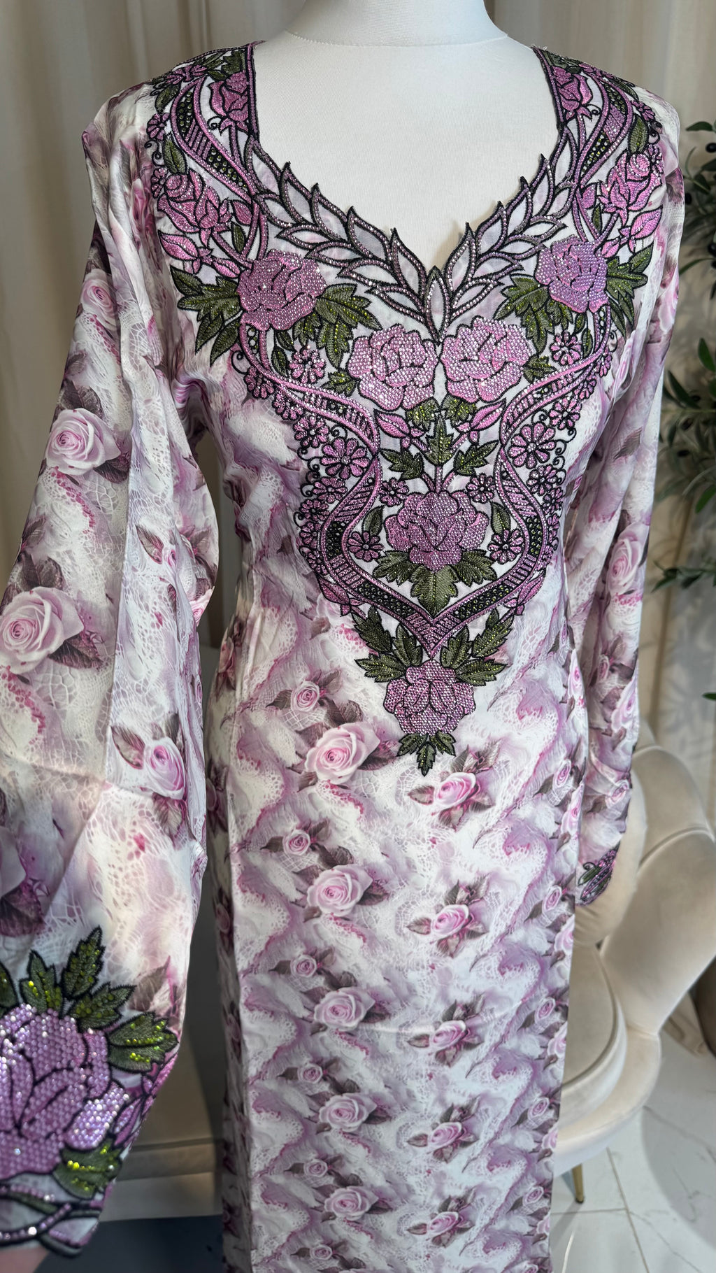 Pink Rose Makhawer & Sheila