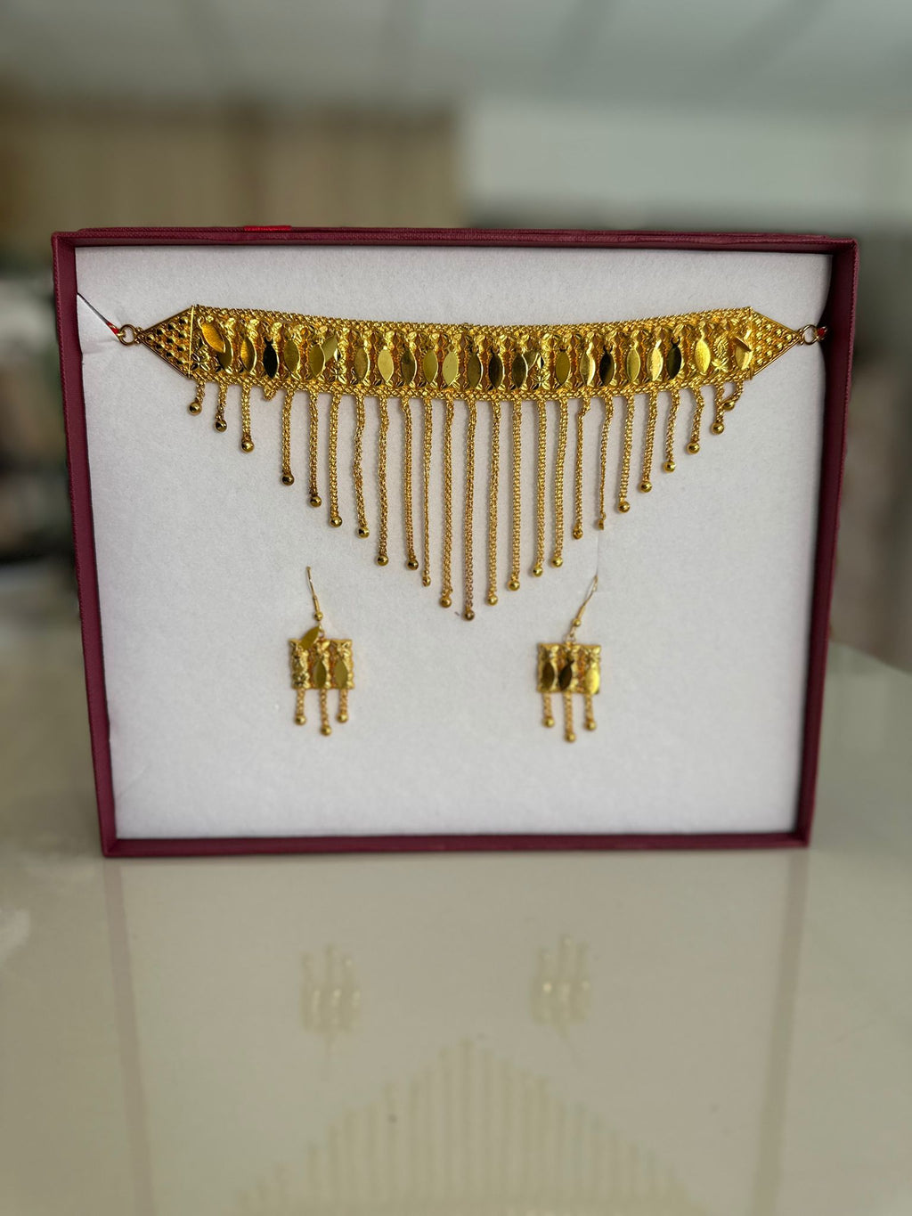 Gold Choker Necklace Set