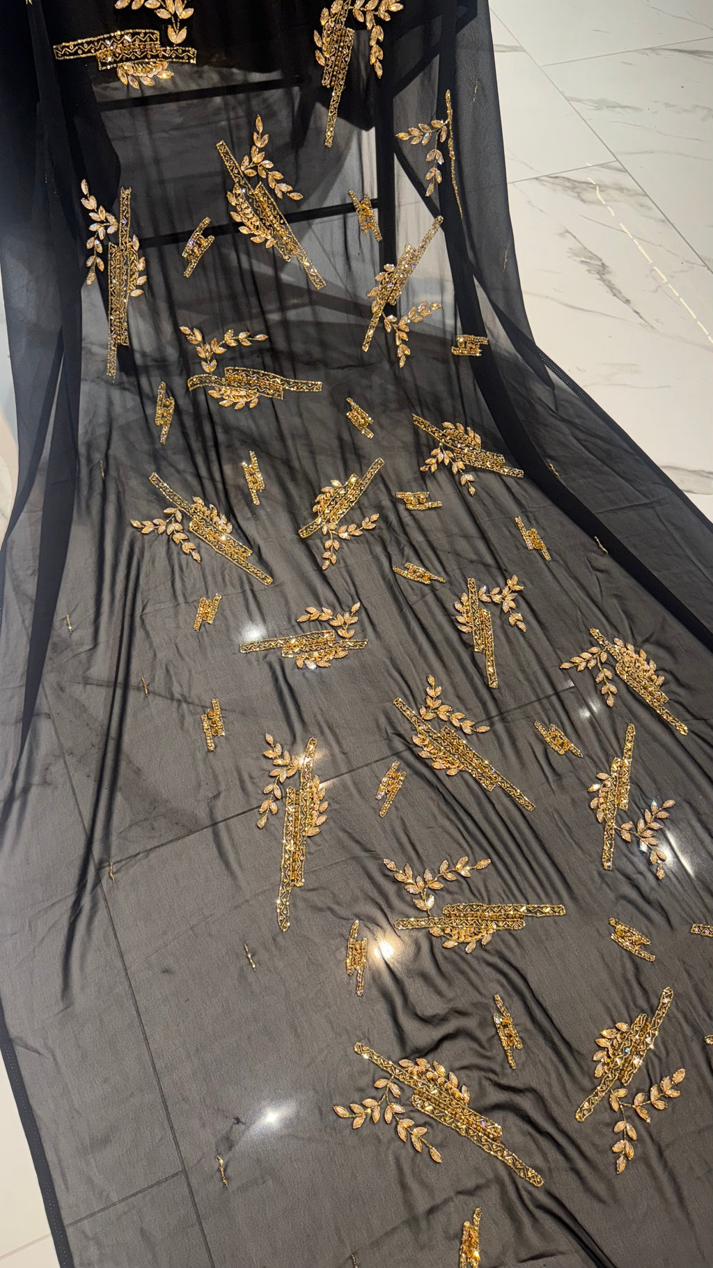 Black and Gold Zircon Dir3