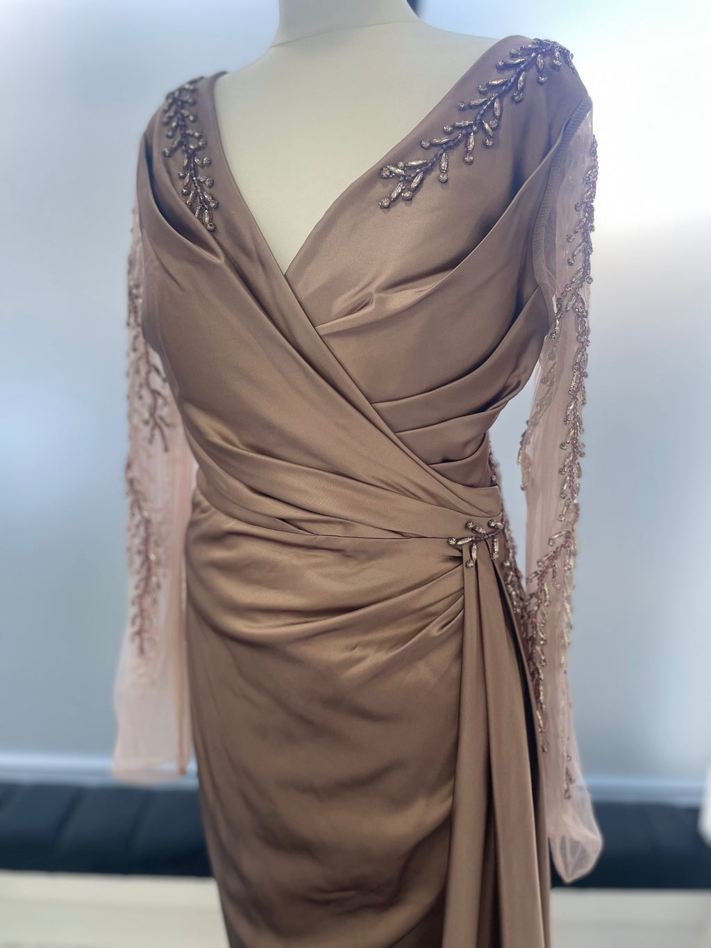 Long sleeve satin Dress