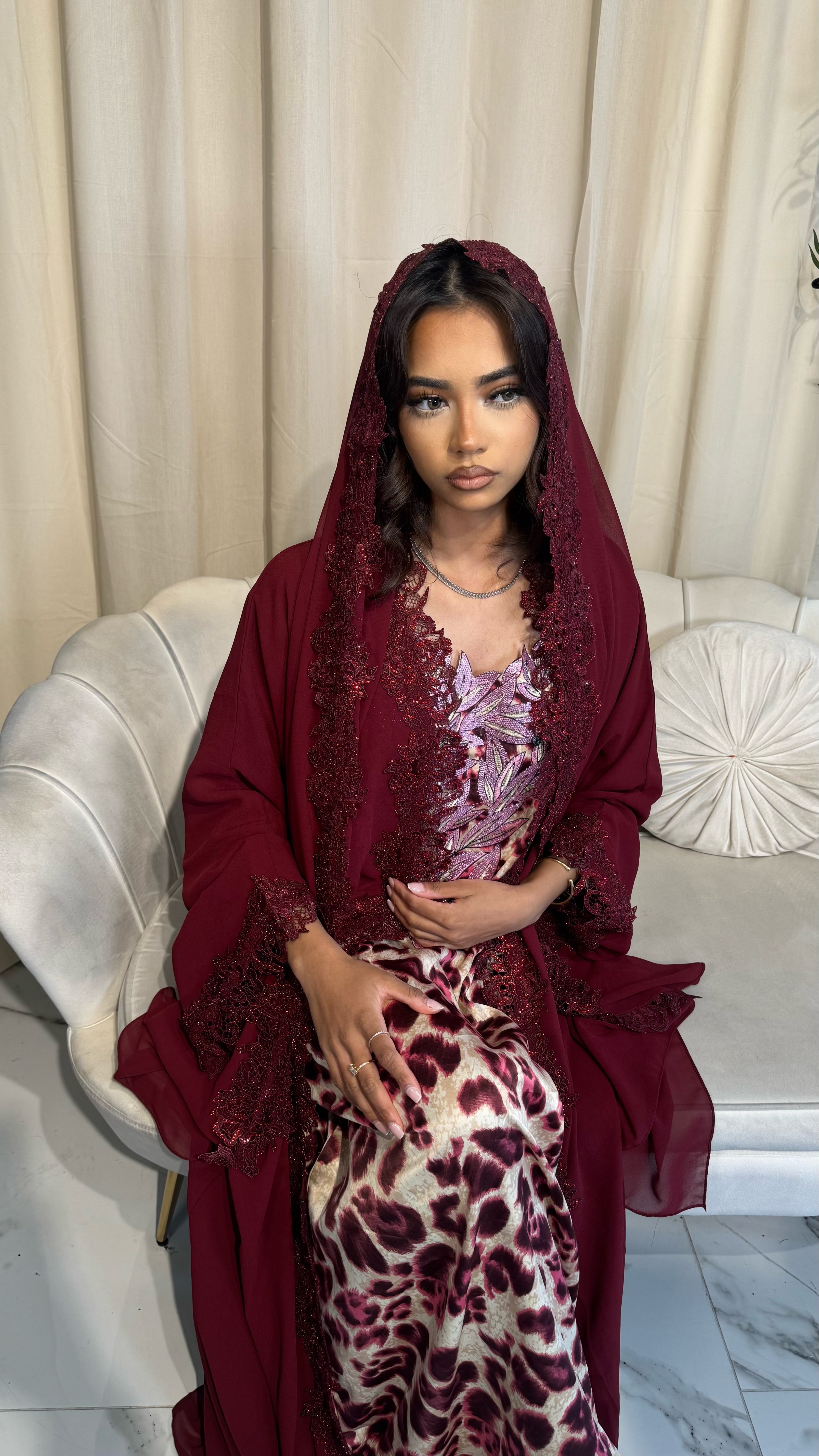 Dressline Arabia.