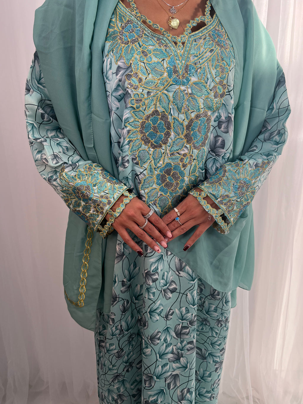 Ready Made Makhawer with Sheila size (54)