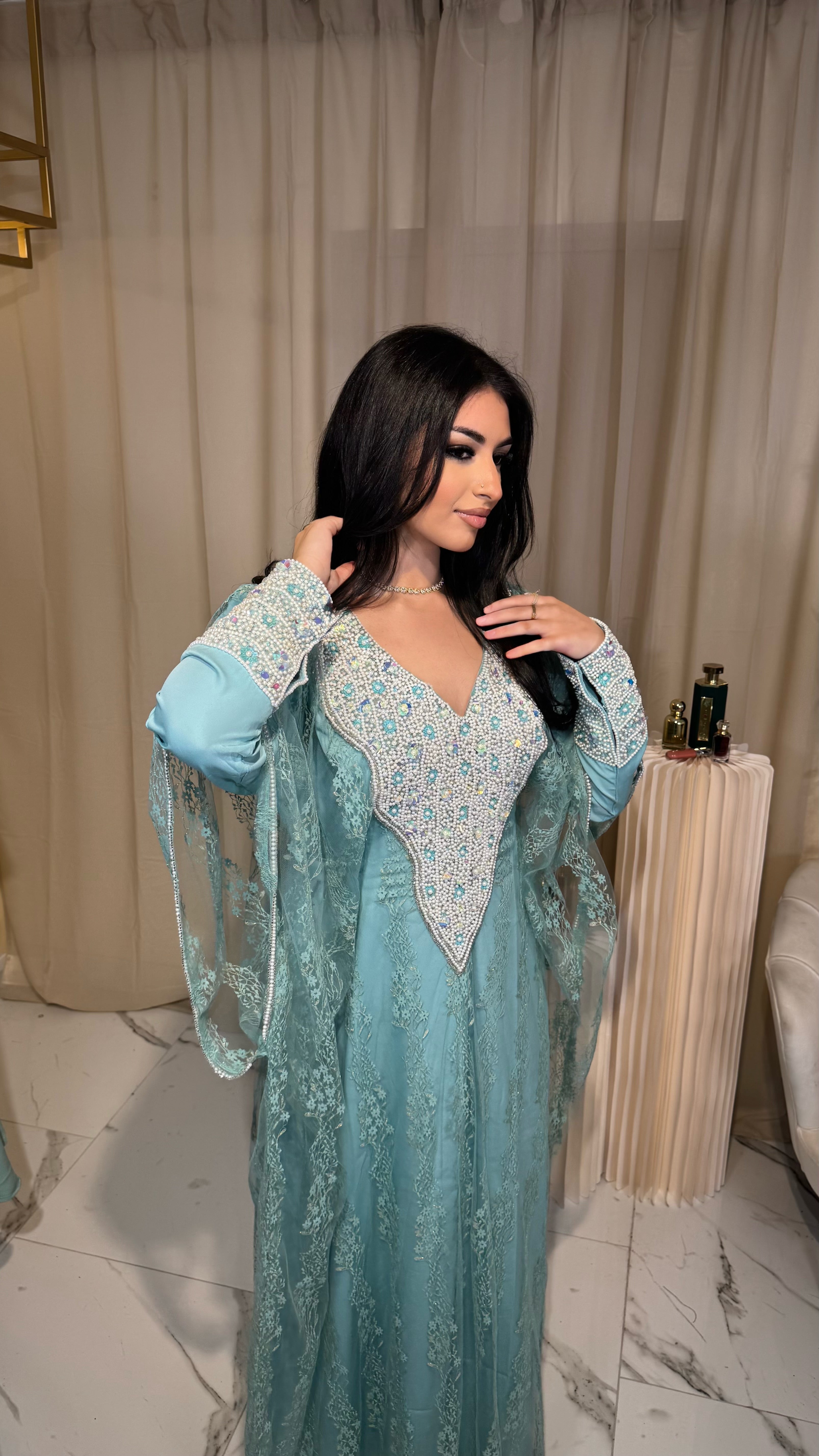 Turquoise Lace Emirati Thobe