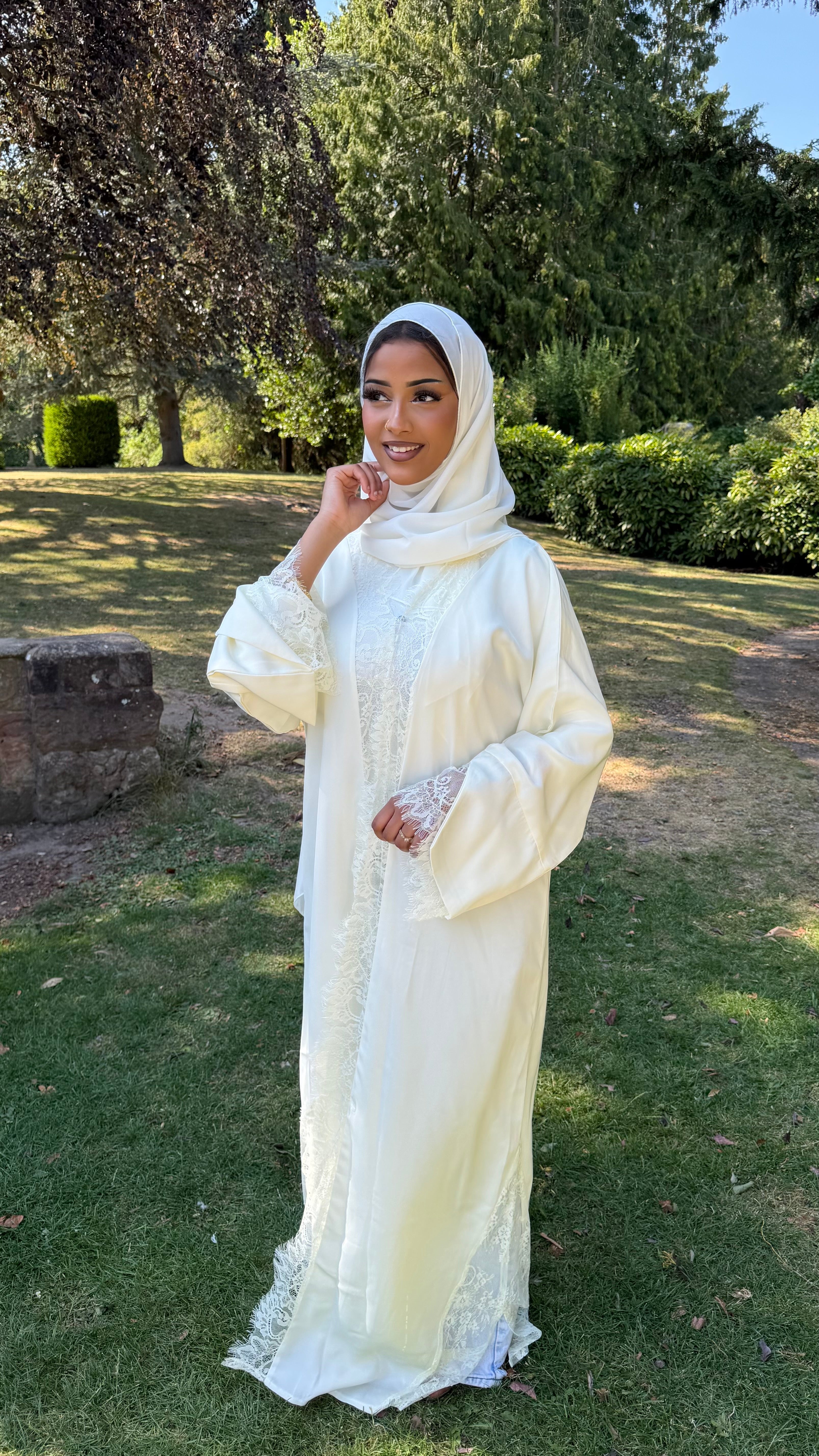 Butter yellow Lace abaya