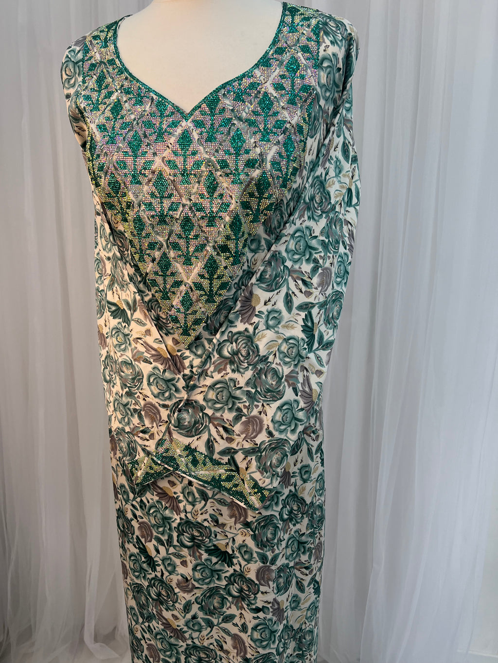 Ready Made Makhawer (size 52)