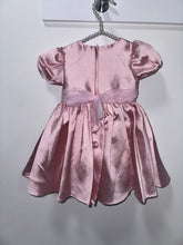 Load image into Gallery viewer, Girls pink dress
