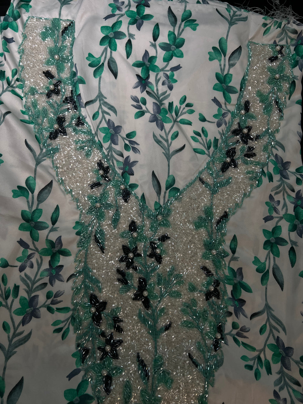 Unstitched Beaded Makhawer