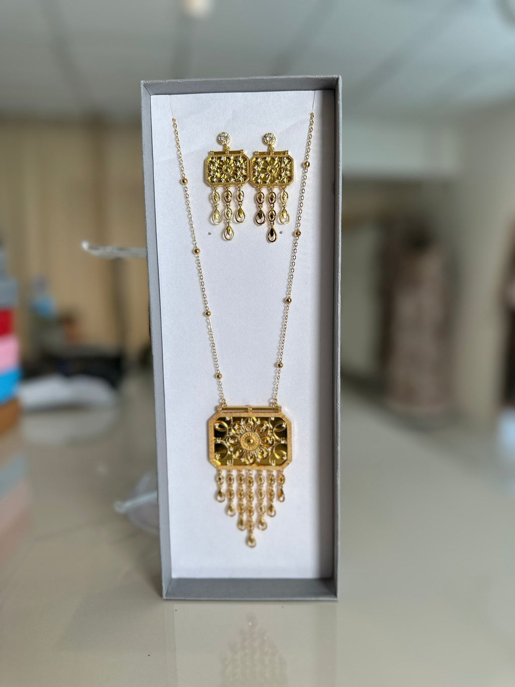 Gold Emirati Necklace Set