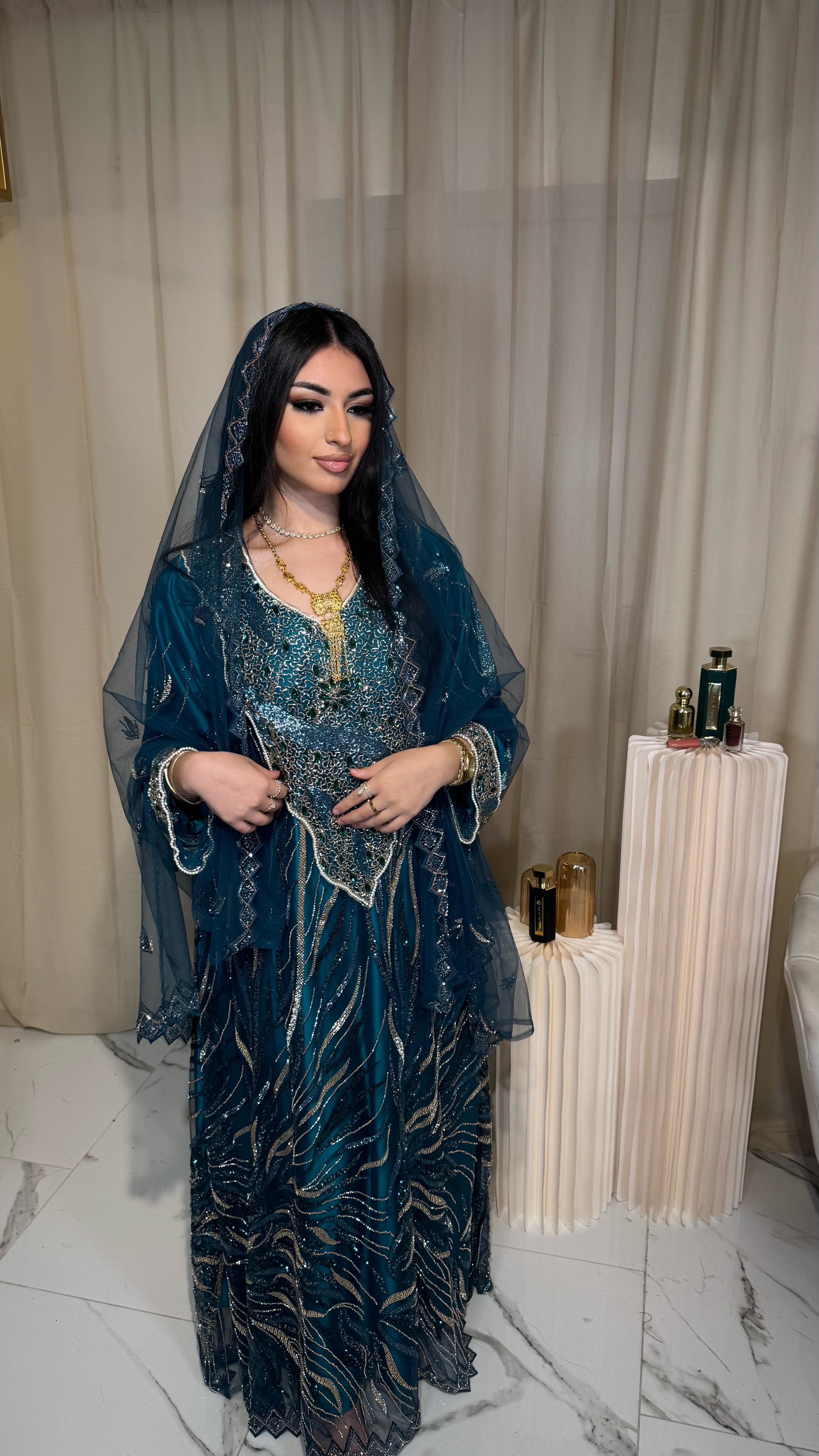 VIP Exclusive Teal Heavy Handwork Emirati Thobe With Veil