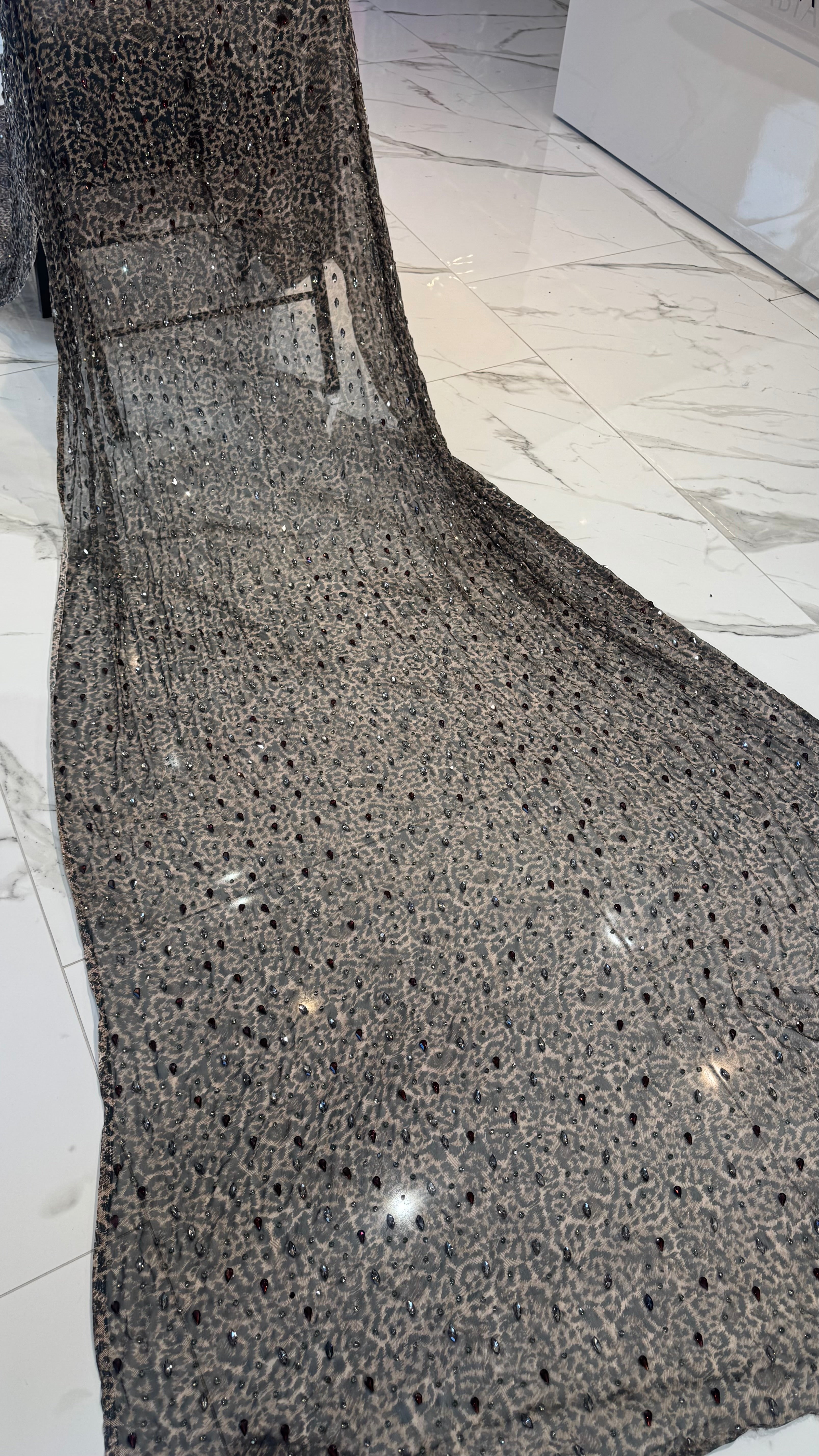 Dark Leopard Print Dir3