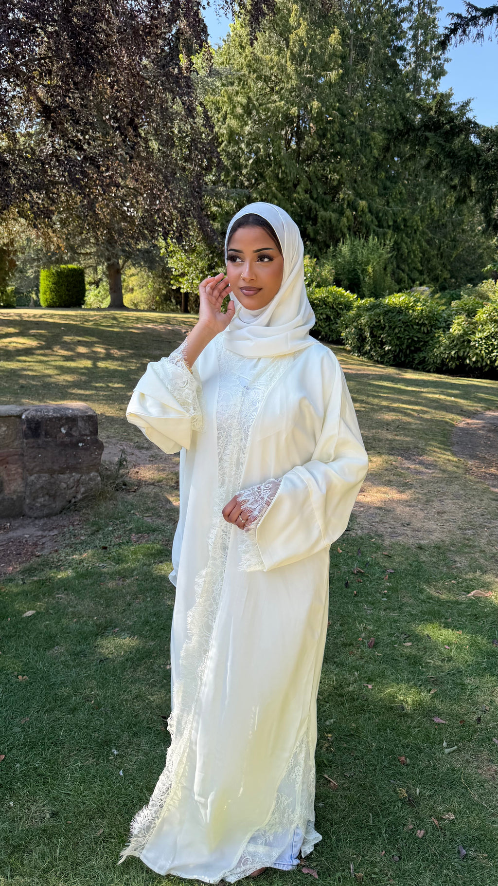 Butter yellow Lace abaya