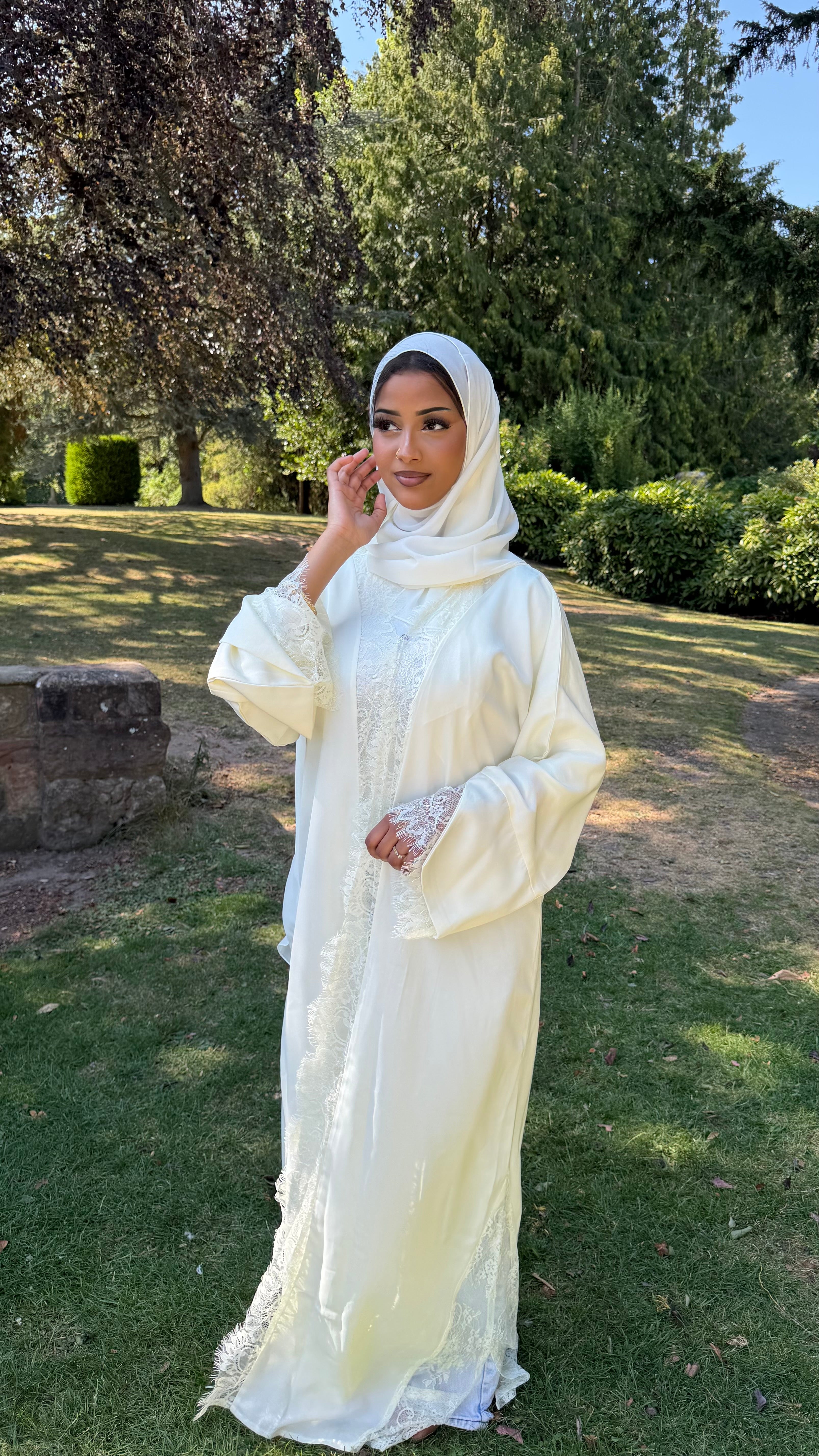 Butter yellow Lace abaya