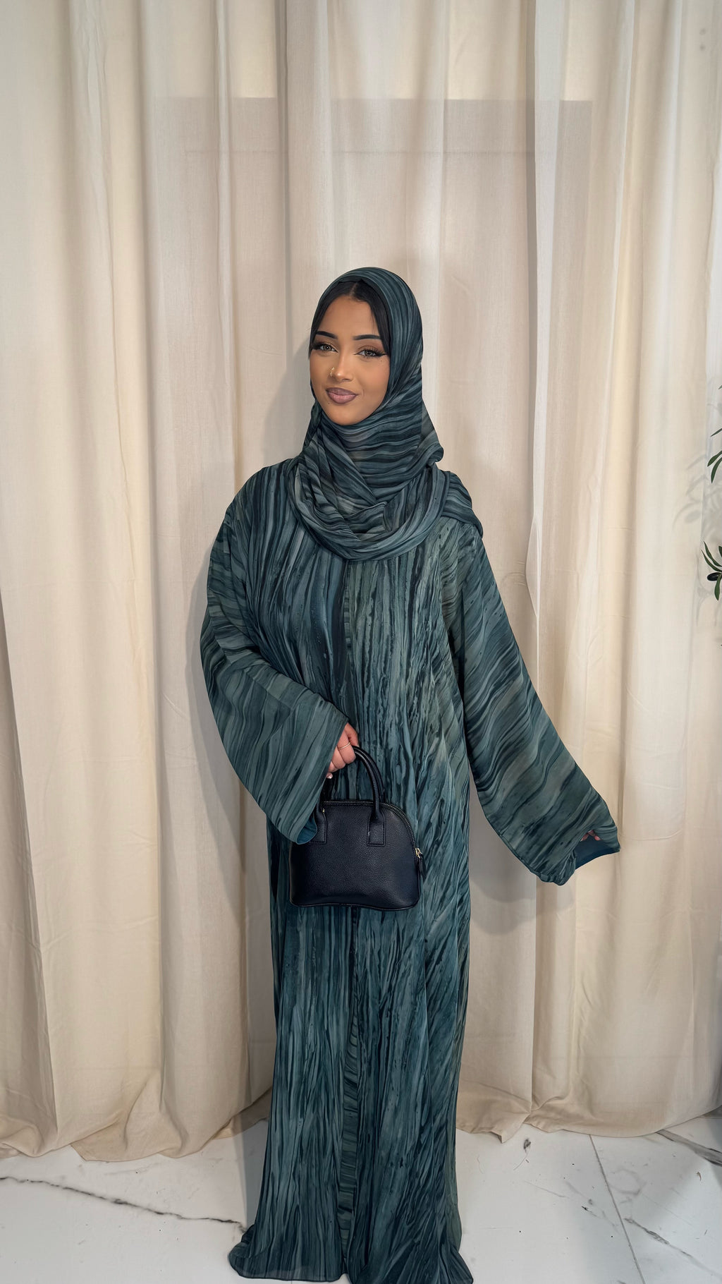 Emerald Green Chiffon Abaya & Hijab