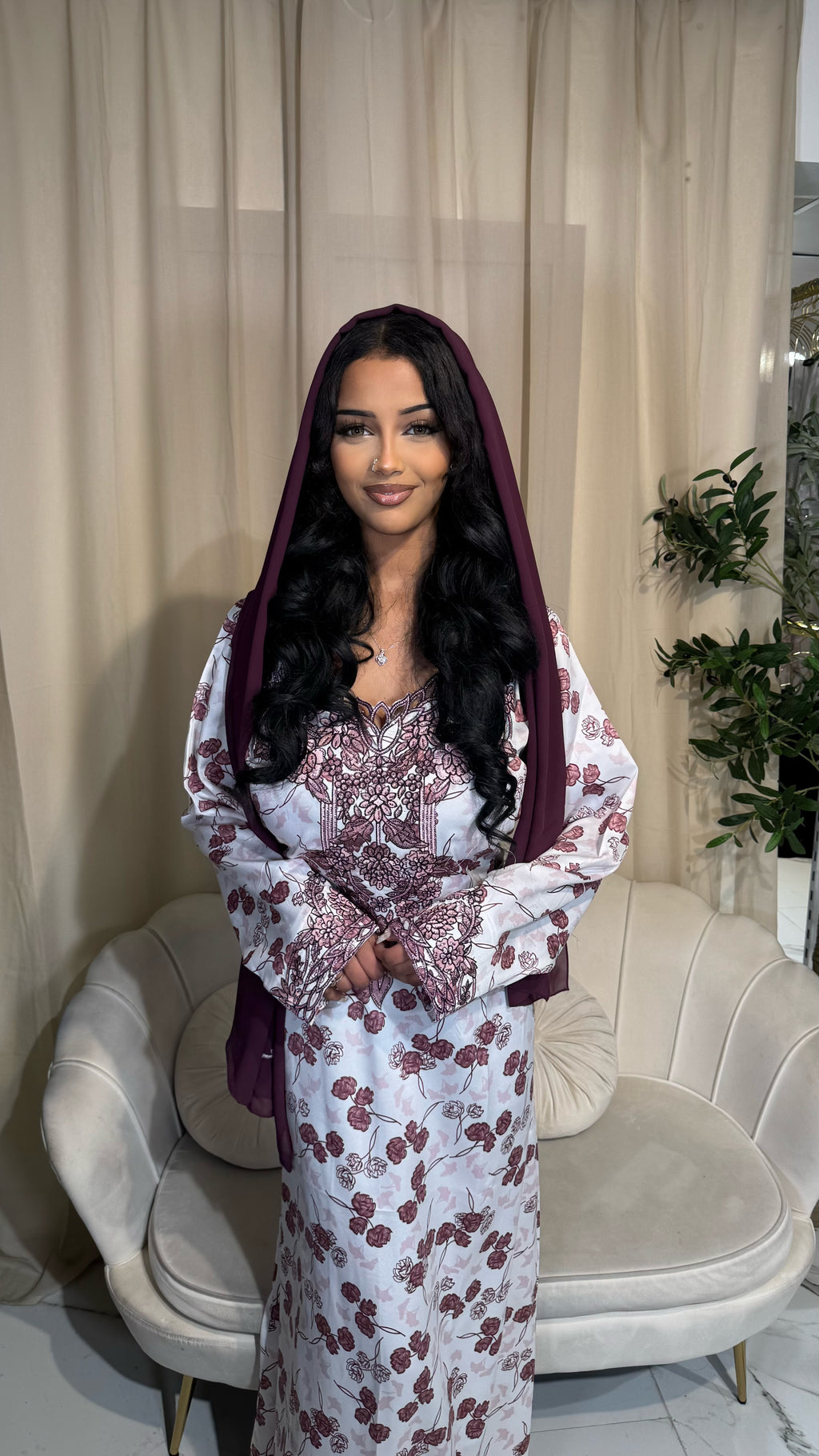 Burgundy Flower Cut Out Makhawer