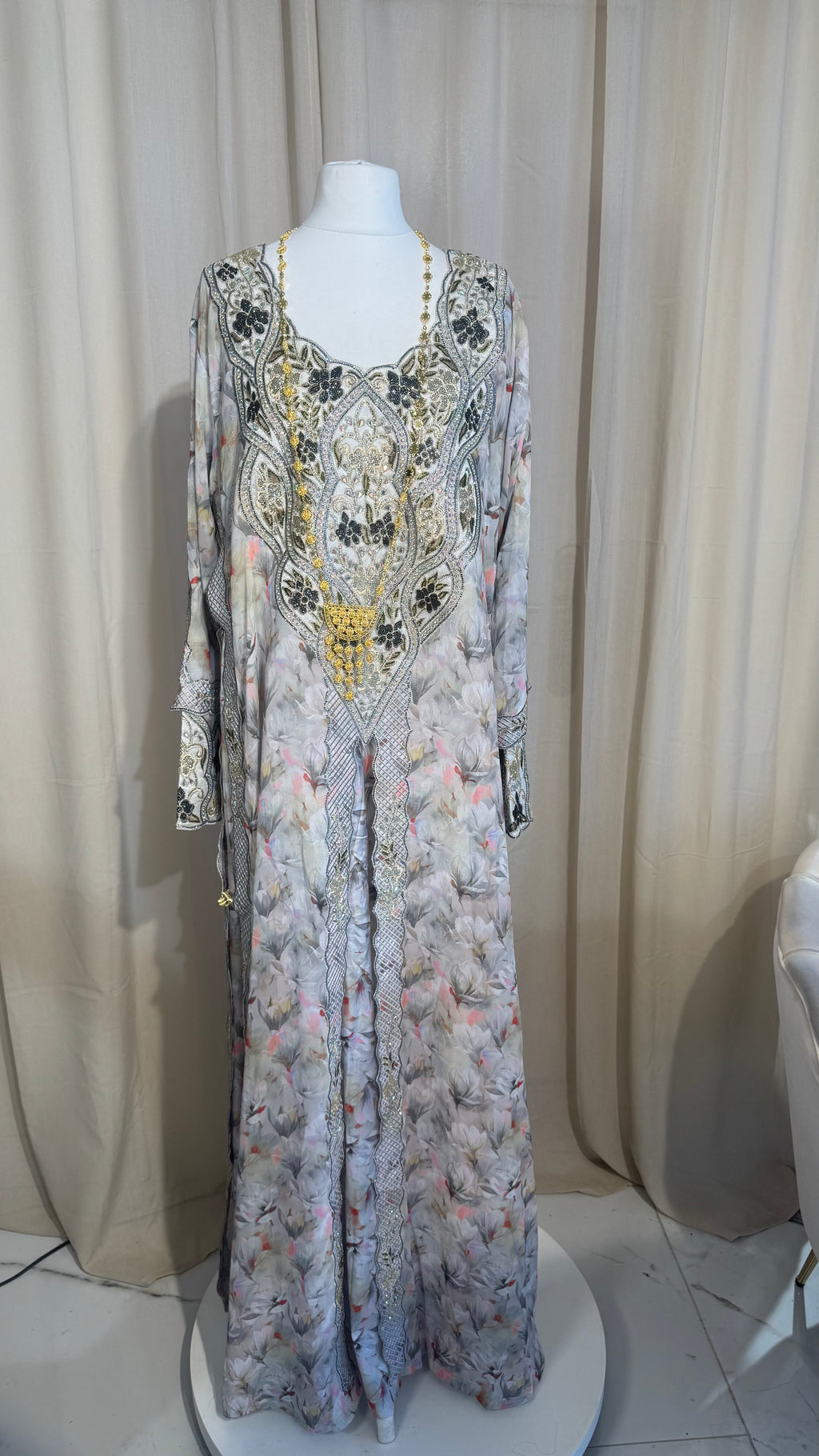 *VIP* Floral Emirati Makhawer