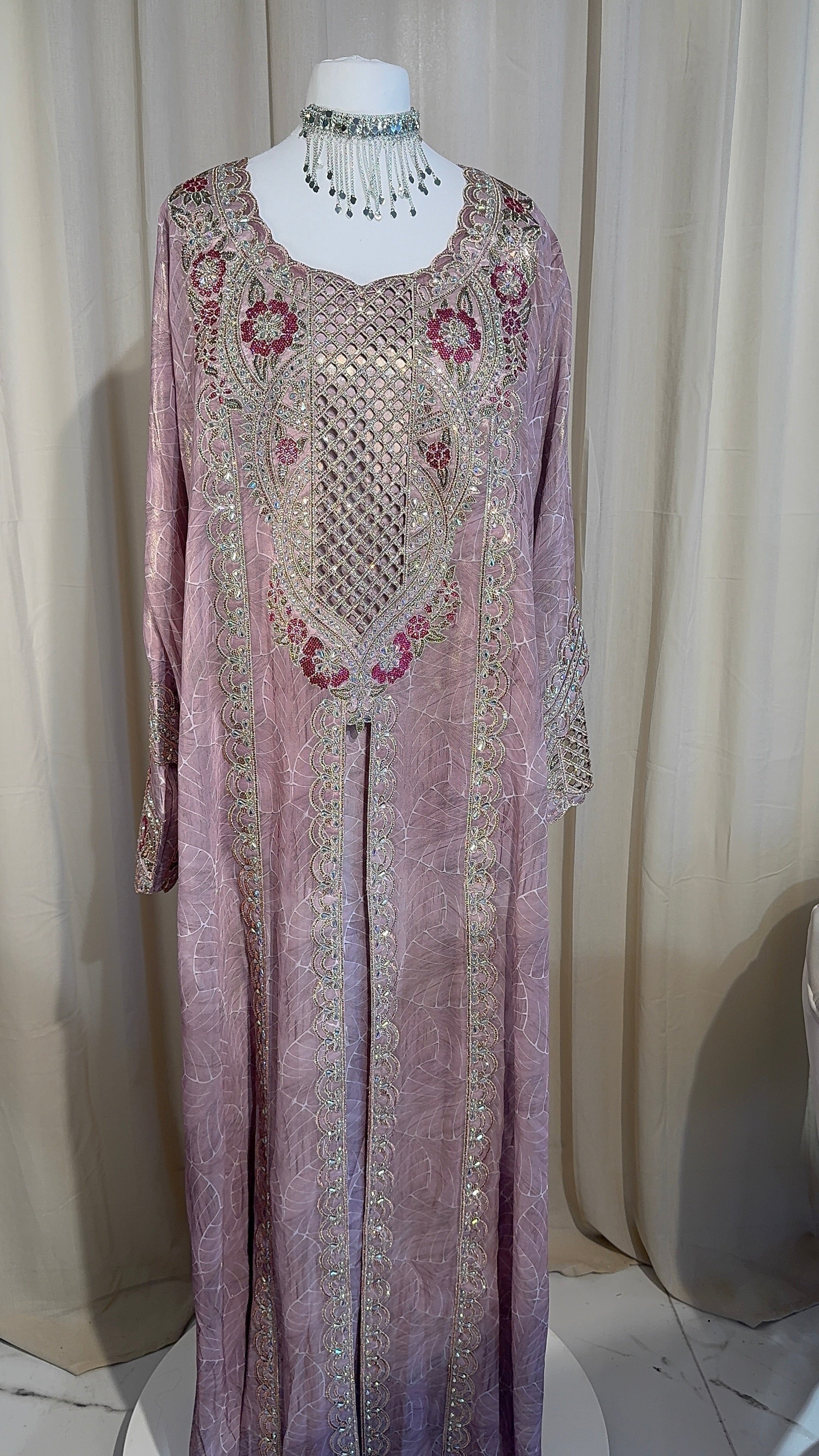 *VIP* Pink Emirati Makhawer