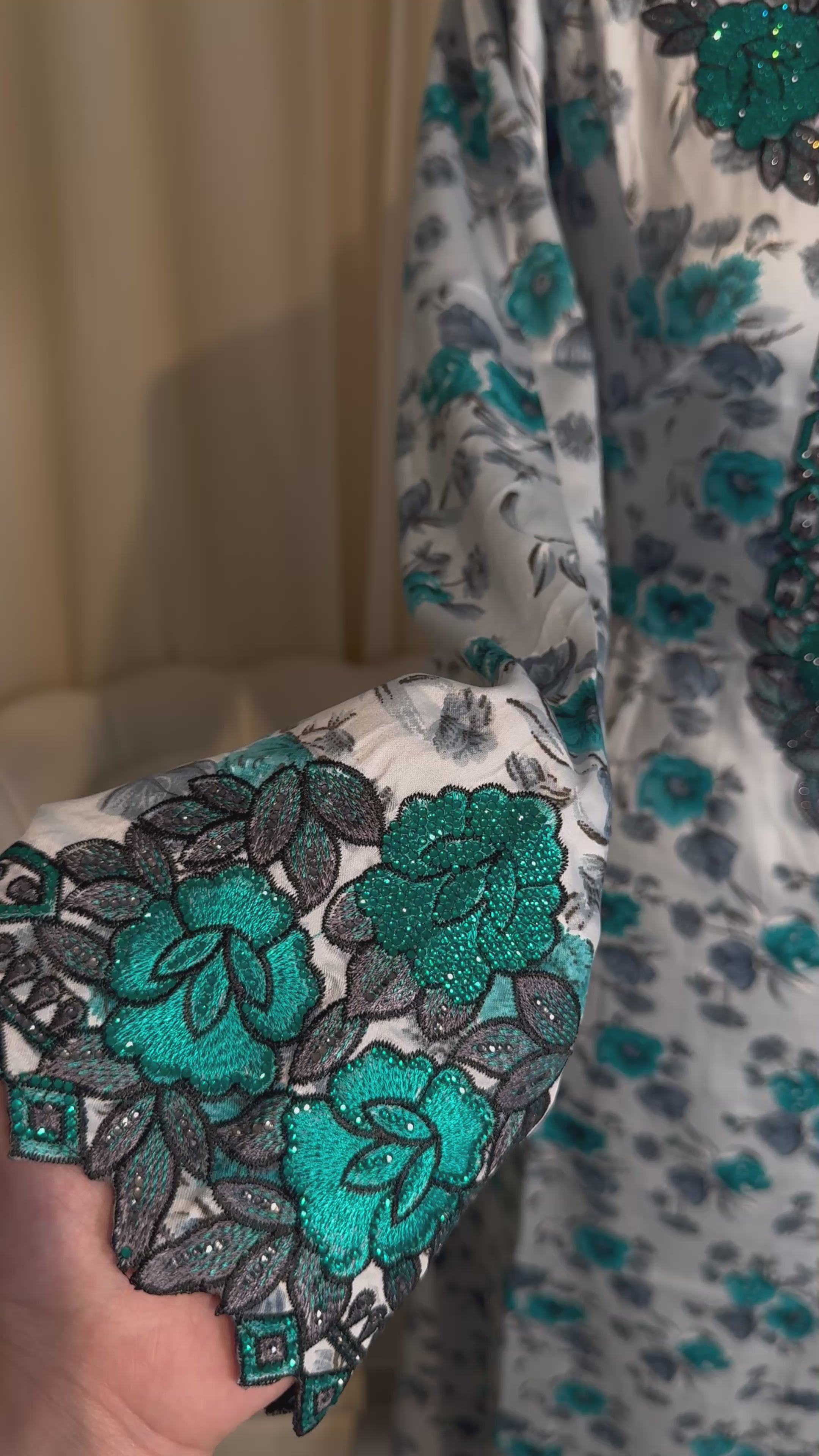 Cut Out Turquoise Makhawer & Sheila