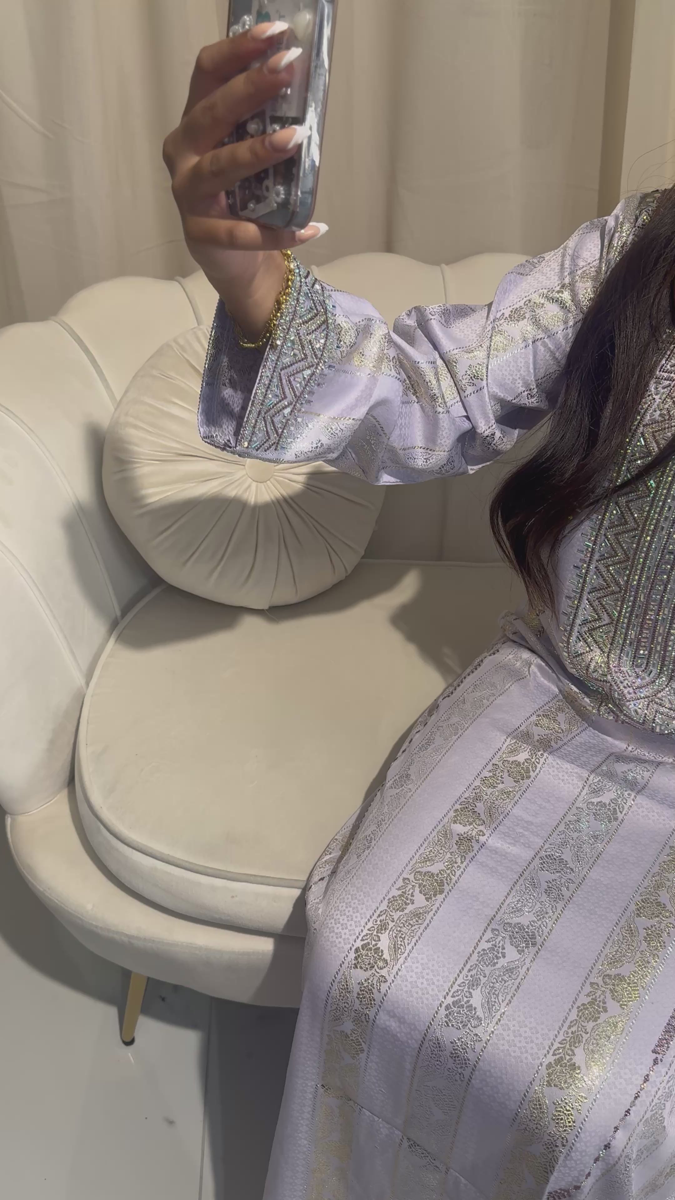Traditional Lilac Makhawer