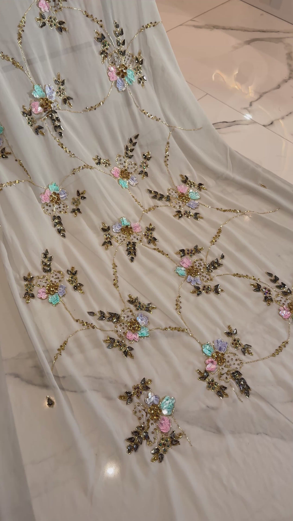 Light Grey Zircon Dir3