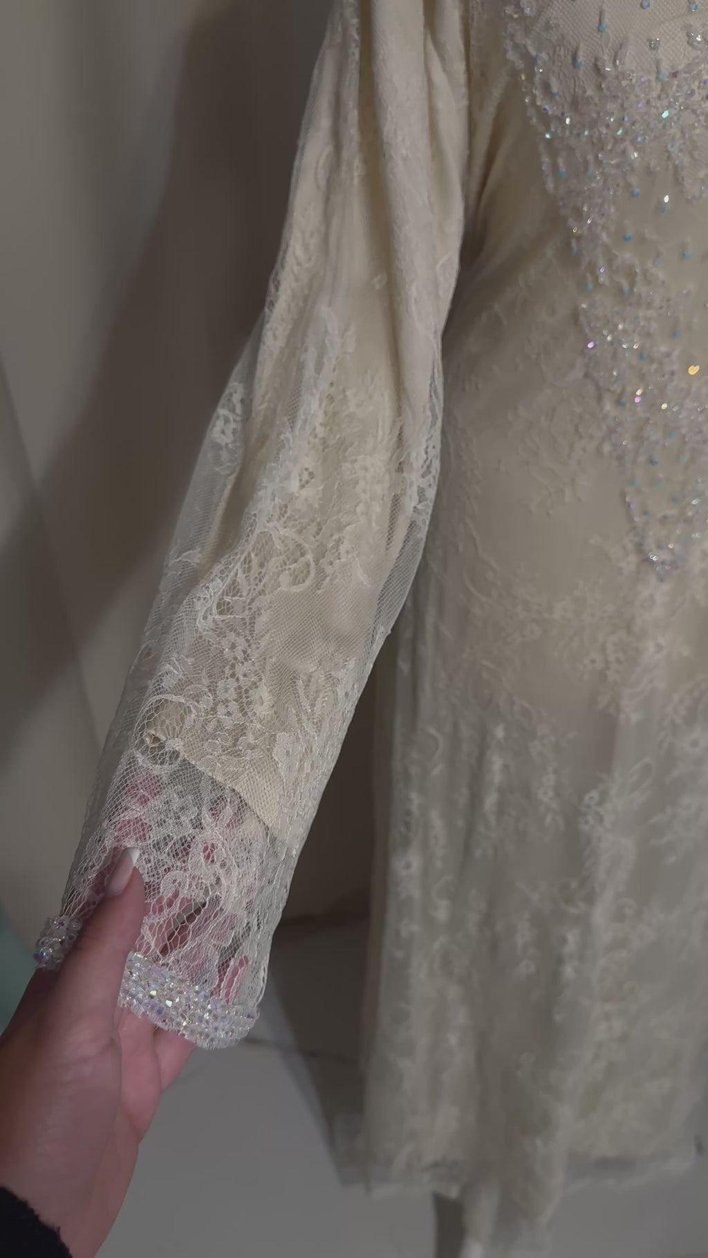 VIP Lace Crystal Makhawer